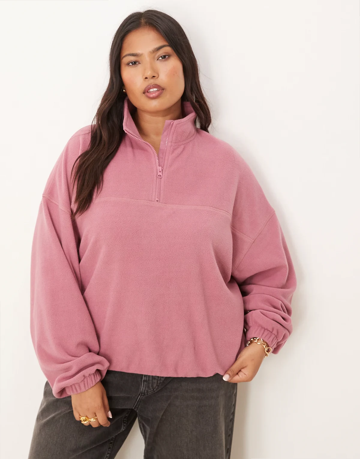ASOS DESIGN Curve – Fleece-Sweatshirt in Rosé mit kurzem Reißverschluss