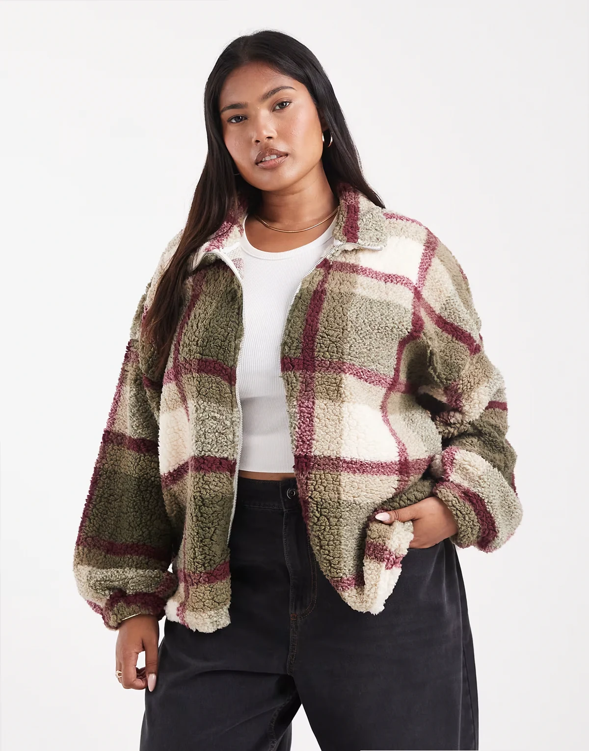 – Karierte Oversize-Jacke aus Fleece in Creme und Khaki