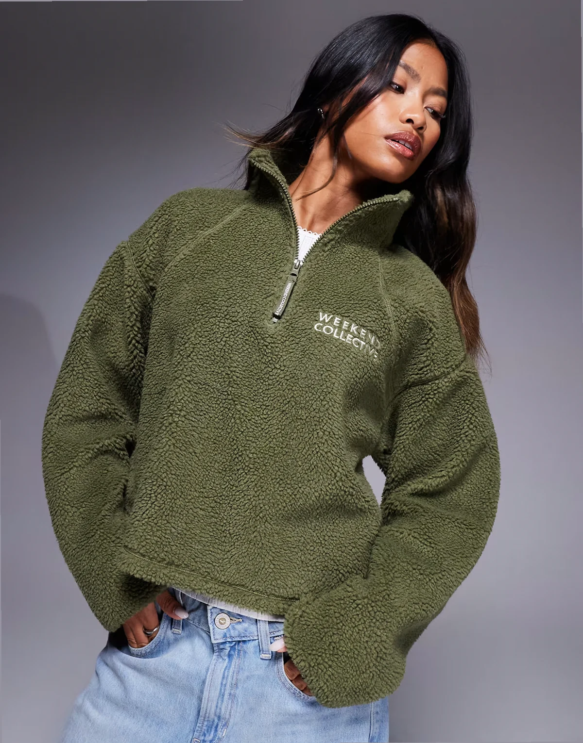 Weekend Collective – Cropped Oberteil aus Teddy-Fleece in Khaki