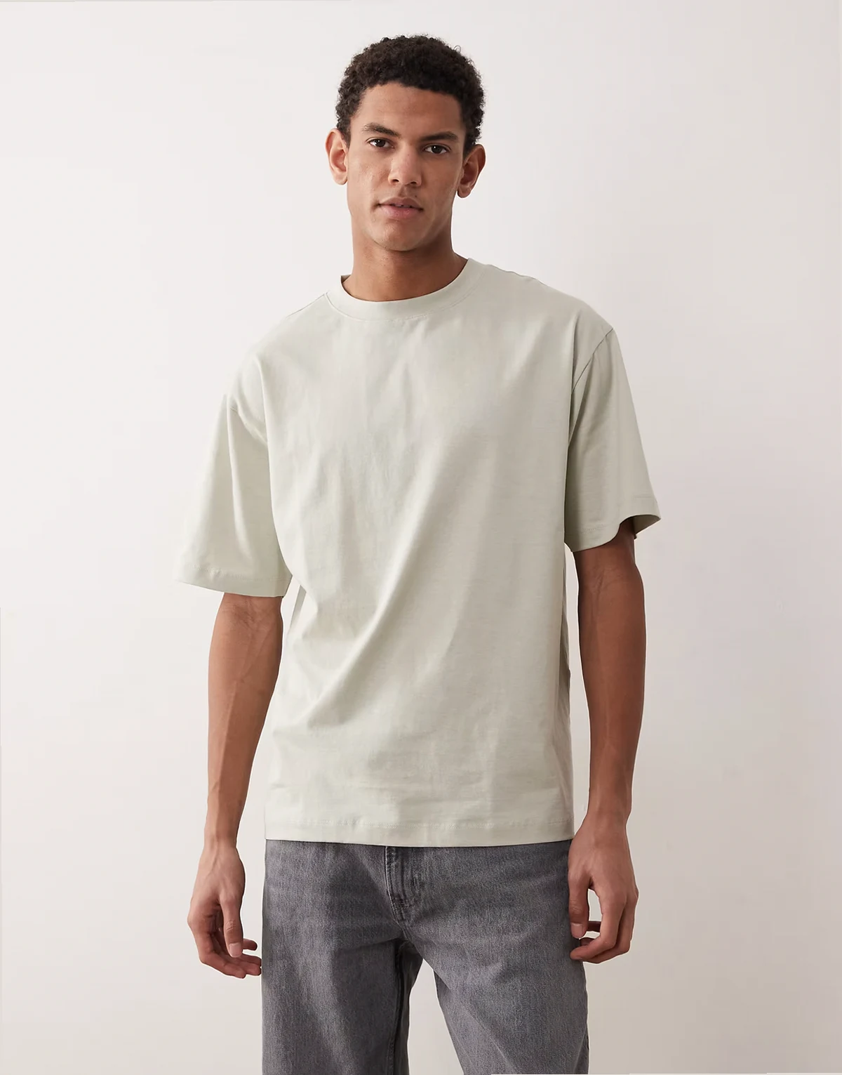 Essentials – Jasnoszary luźny T-shirt