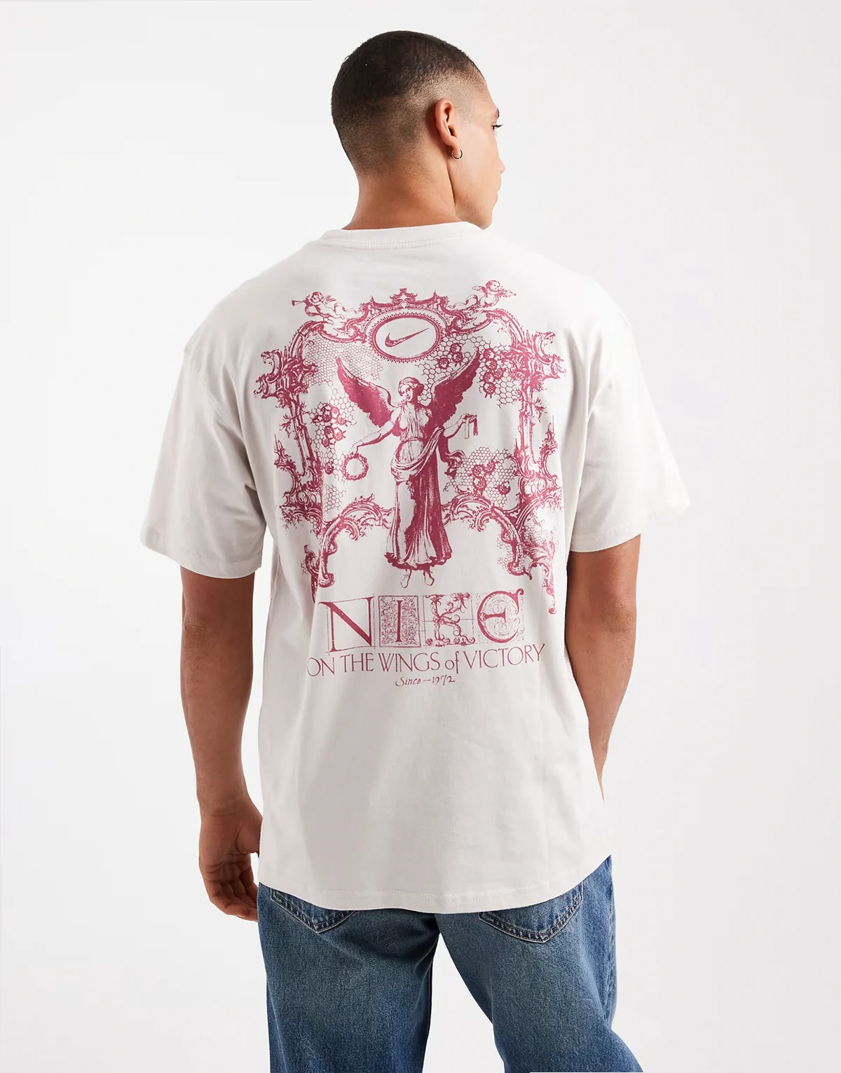 Victory graphic T-shirt in beige