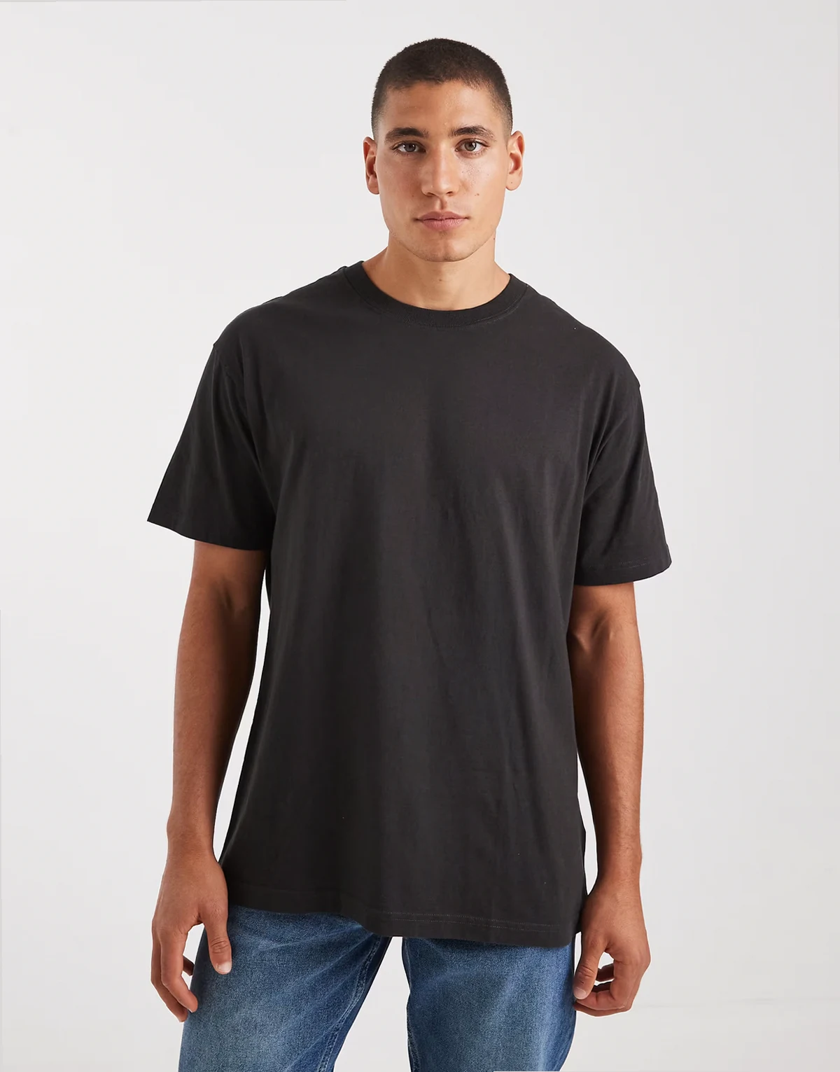 loose fit T-shirt in washed black