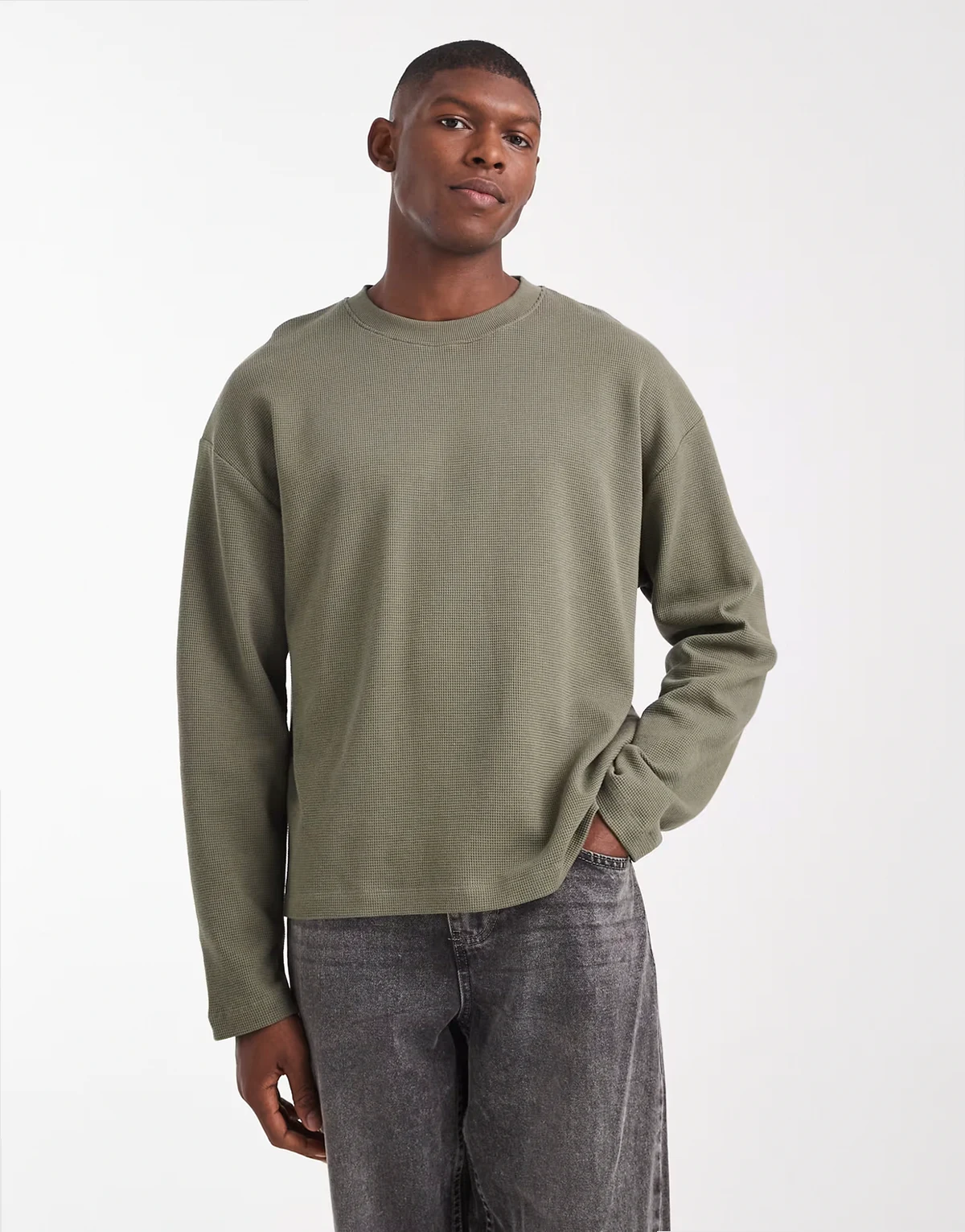 – T-shirt oversize z długimi rękawami o pudełkowym kroju i waflowej teksturze w kolorze khaki