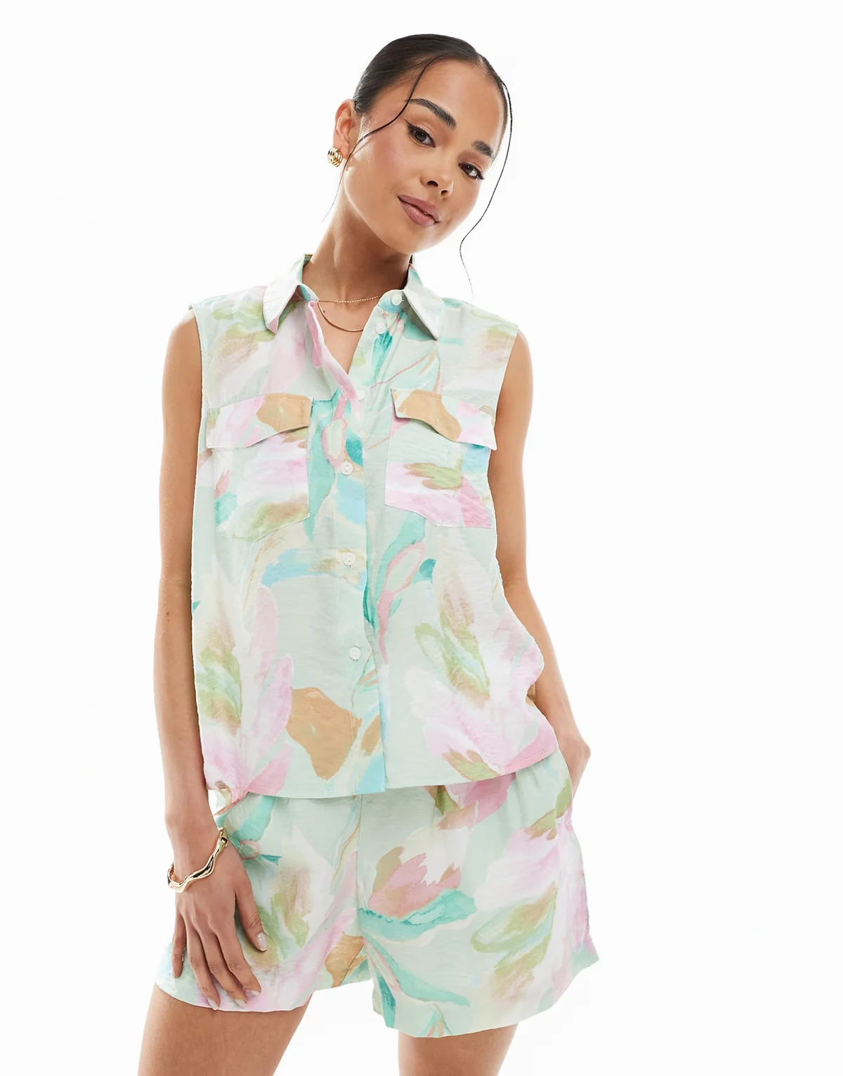 sleeveless boxy shirt in pastel print - part of a set