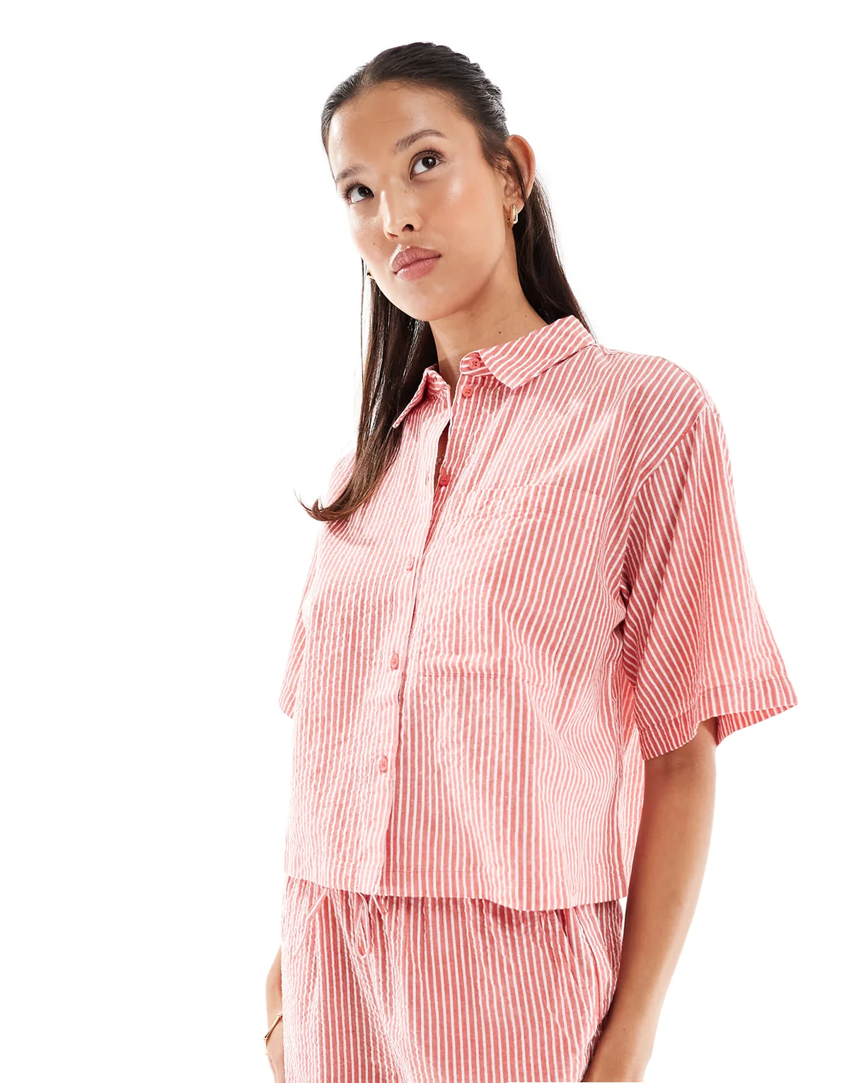 seersucker oversized cropped shirt in red stripes - part of a set