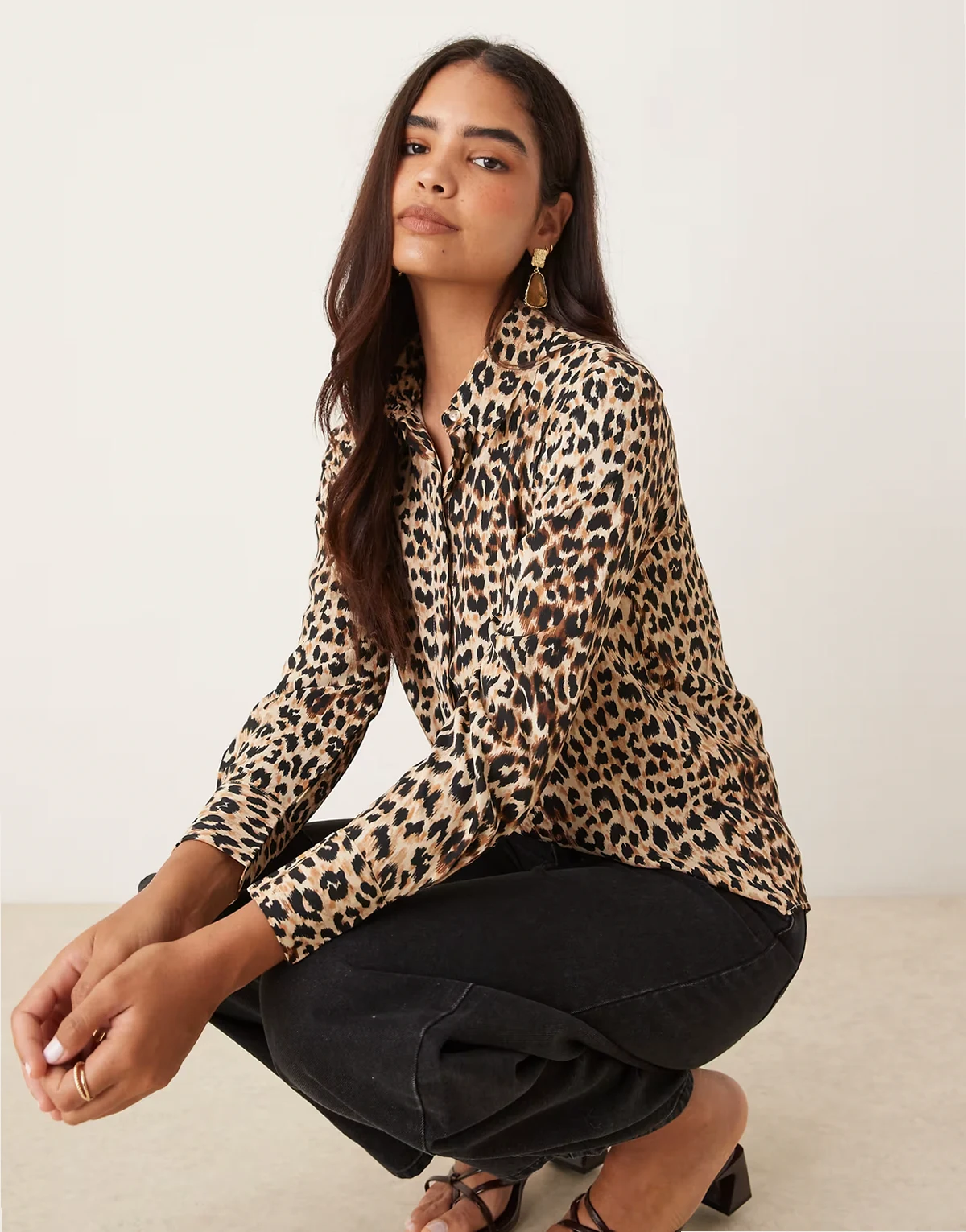 – Klassisches Hemd mit Leopardenmuster