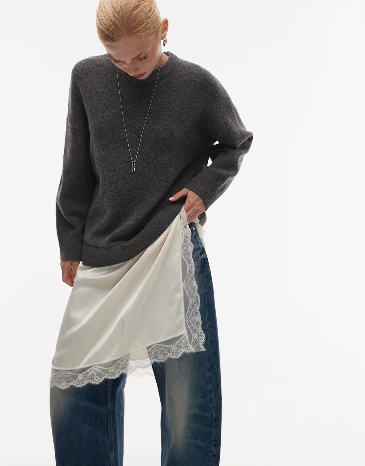 lace mix hem longline sweater in gray