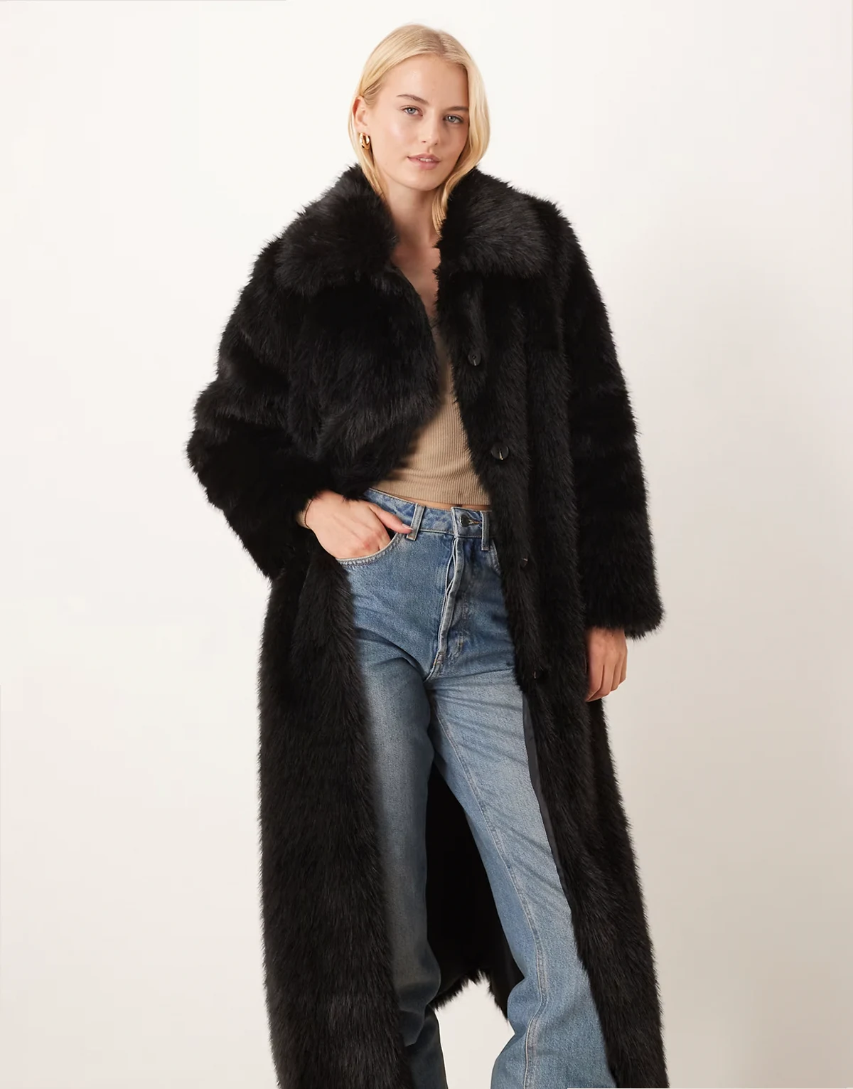 ASOS DESIGN Tall – Czarny płaszcz ze sztucznego futra o wydłużonym fasonie