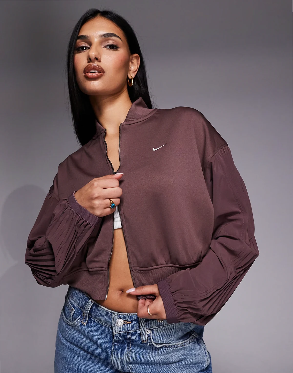 pleated zip-up jacket in brown
