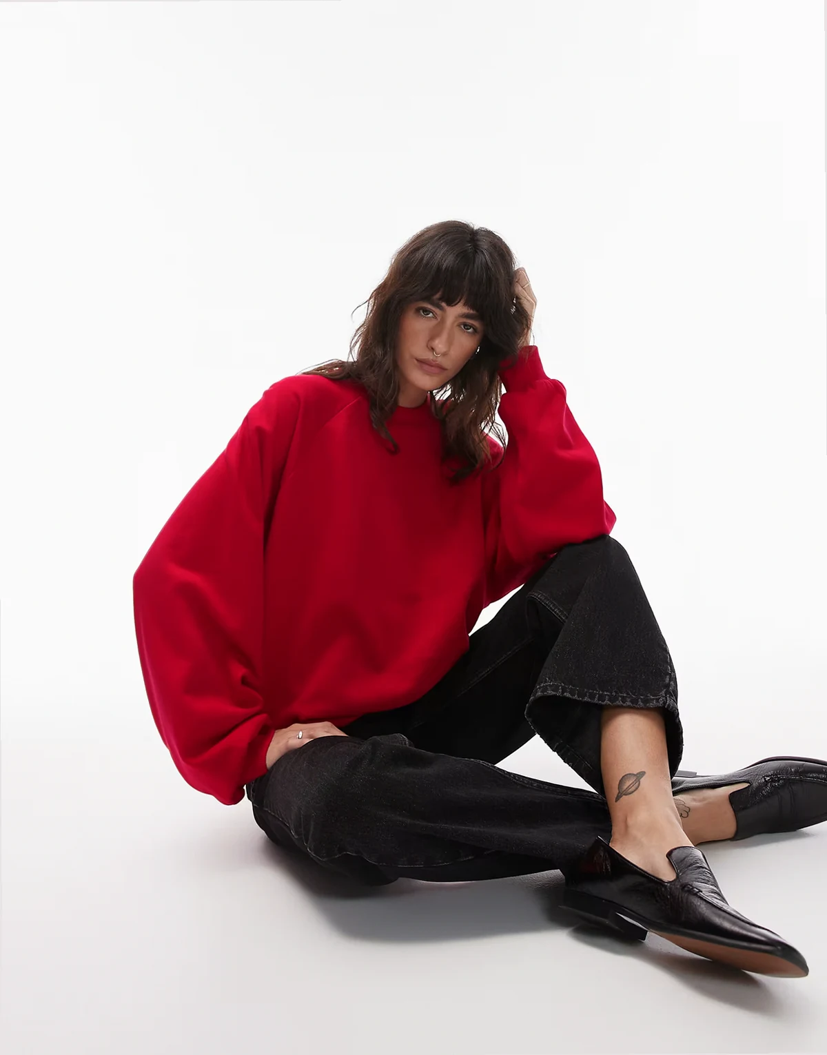 – Oversize-Sweatshirt in Rot mit Ballonärmeln