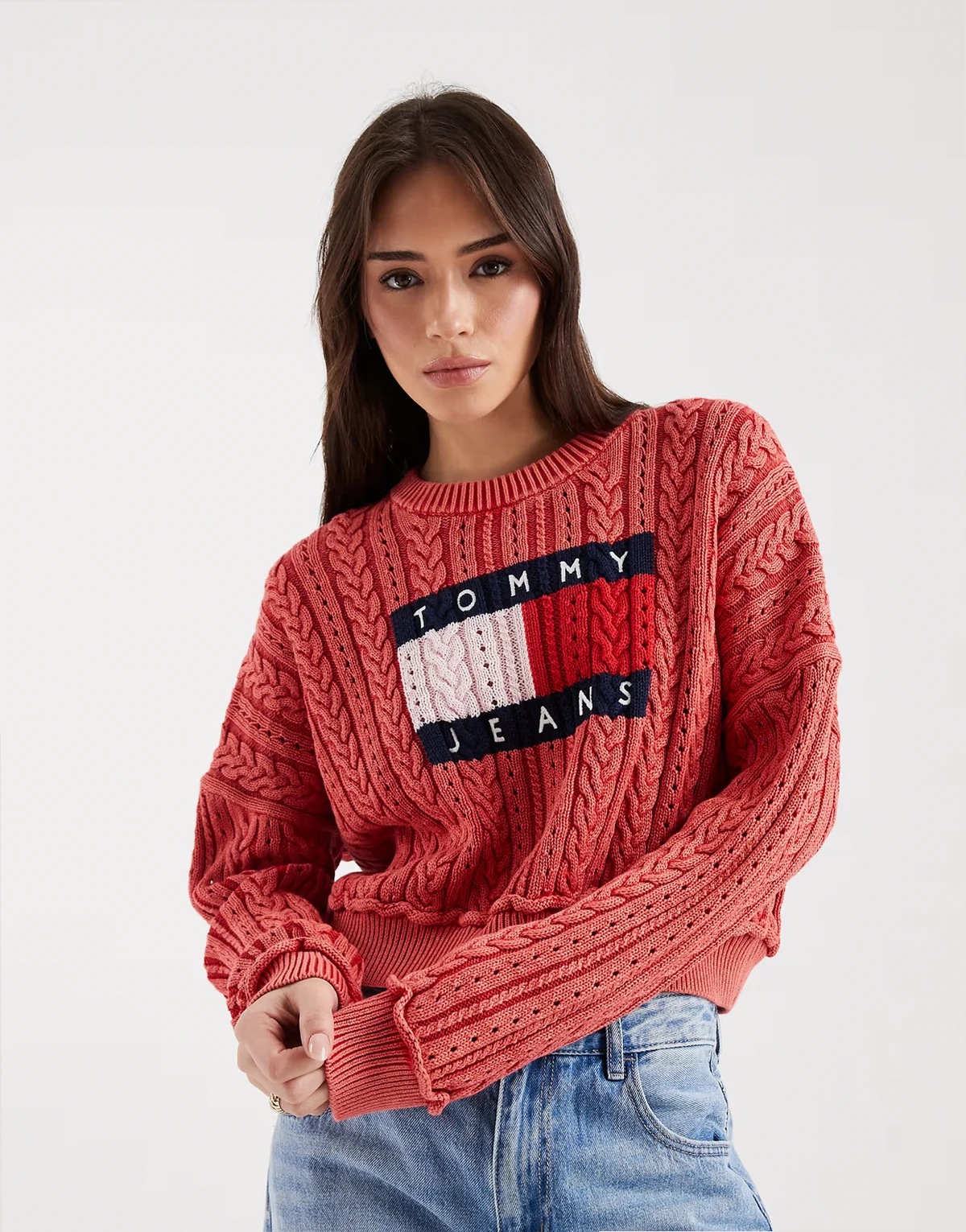 flag logo cable knit sweater in red