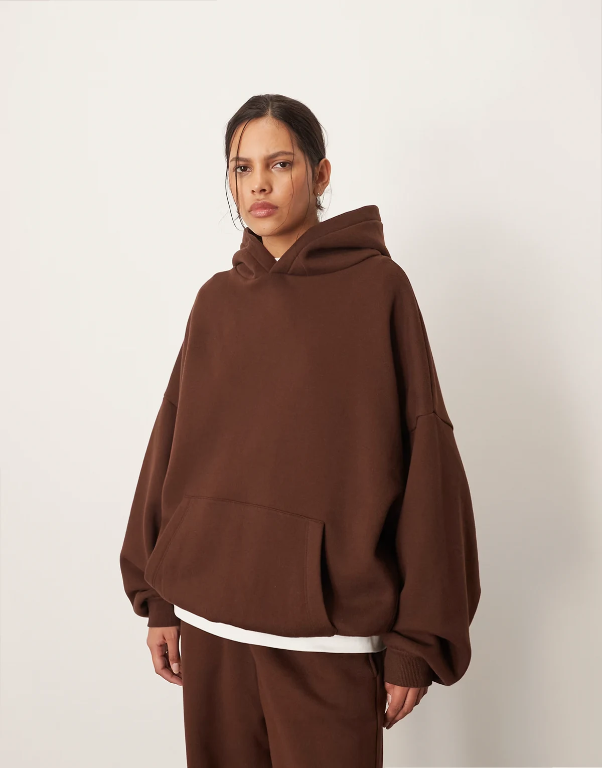 oversized premium heavyweight hoodie in chocolate