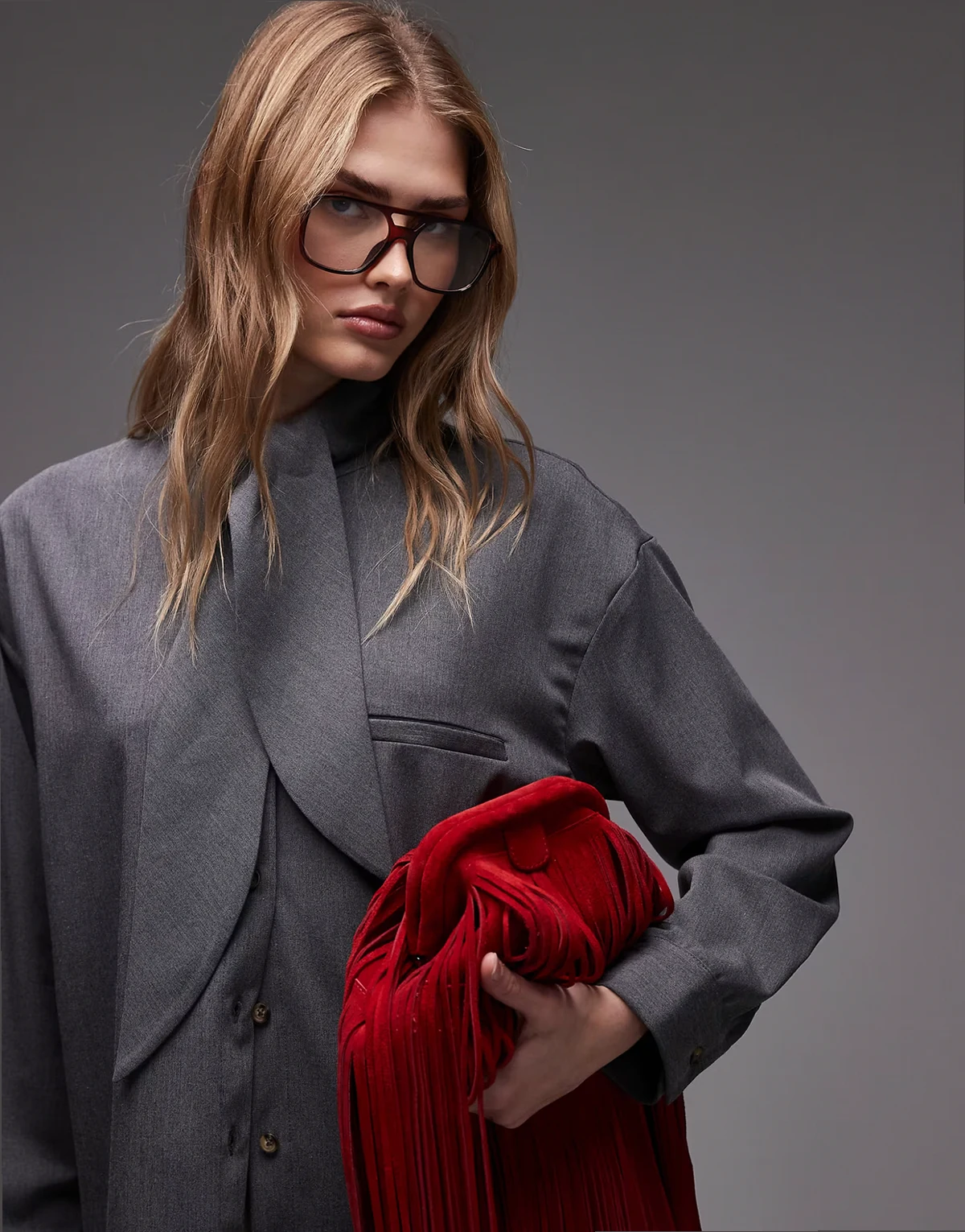 – Oversize-Hemd in Grau mit Schaldetail