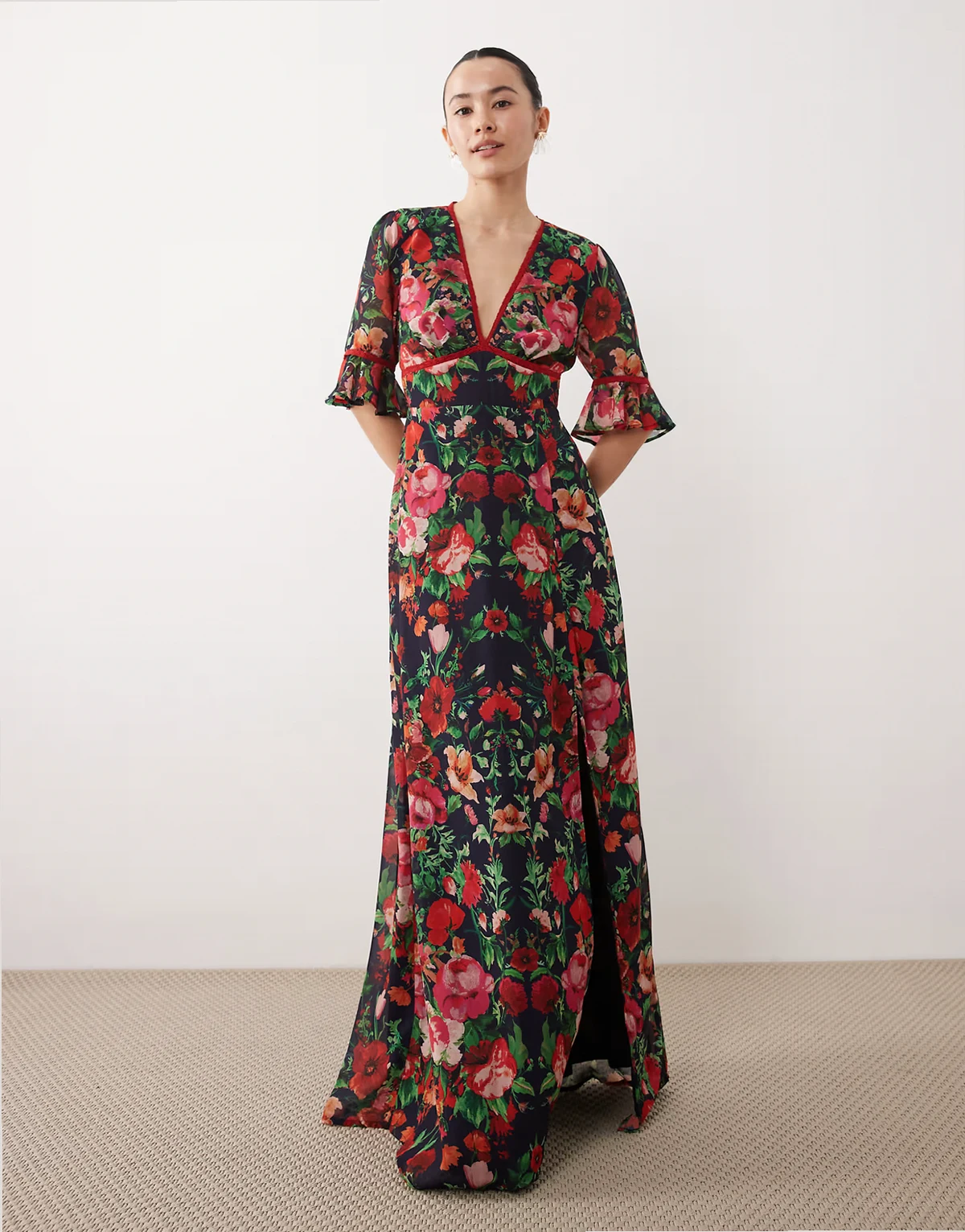 frill sleeve thigh slit open back maxi dress in red and navy print