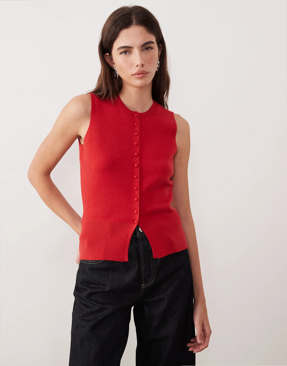 crew neck cardigan vest in red