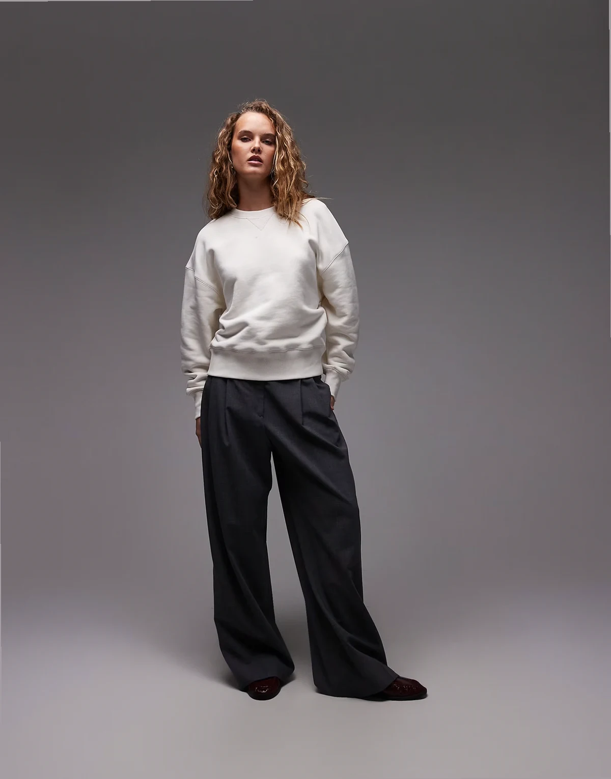 heavyweight terry oversized sweatshirt in off white