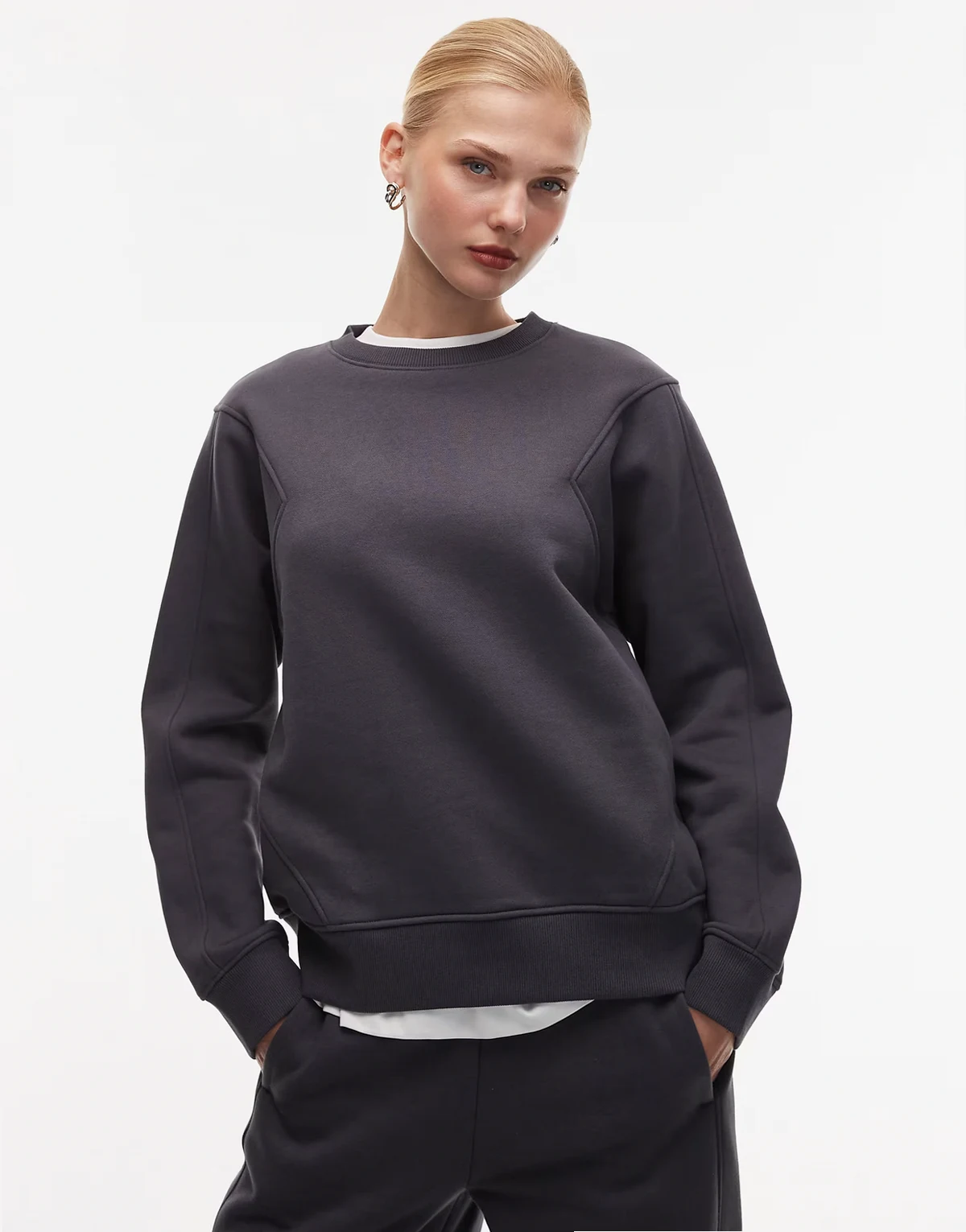 premium 500gsm seamed sweatshirt in charcoal