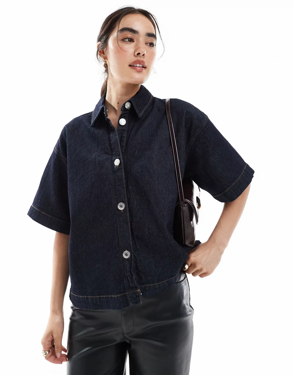 boxy short sleeve denim shirt in dark blue rinse