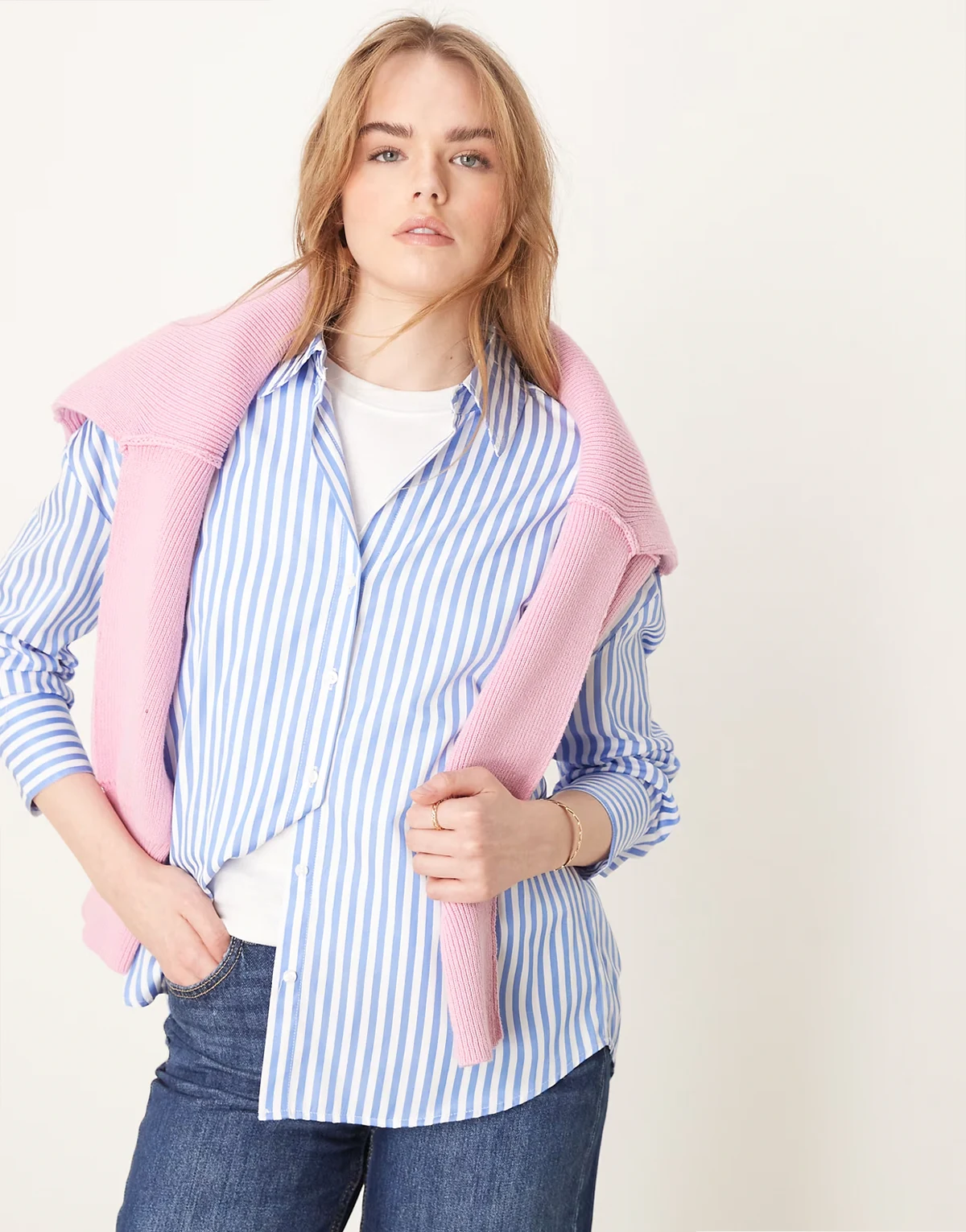 loose fit shirt in blue stripes