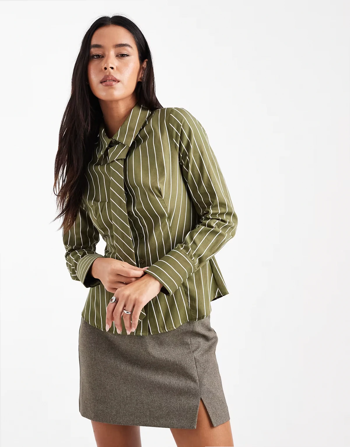 poplin fitted shirt with tie in olive
