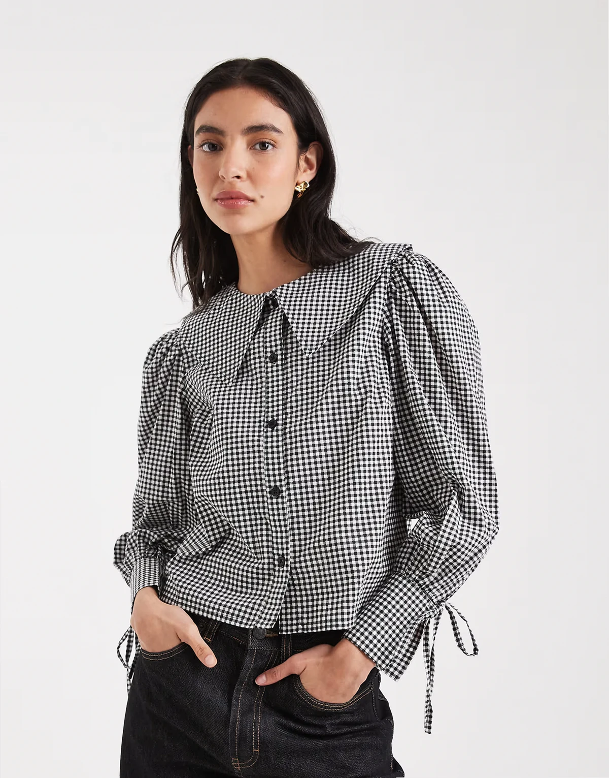 oversized collared long sleeve blouse in gray gingham