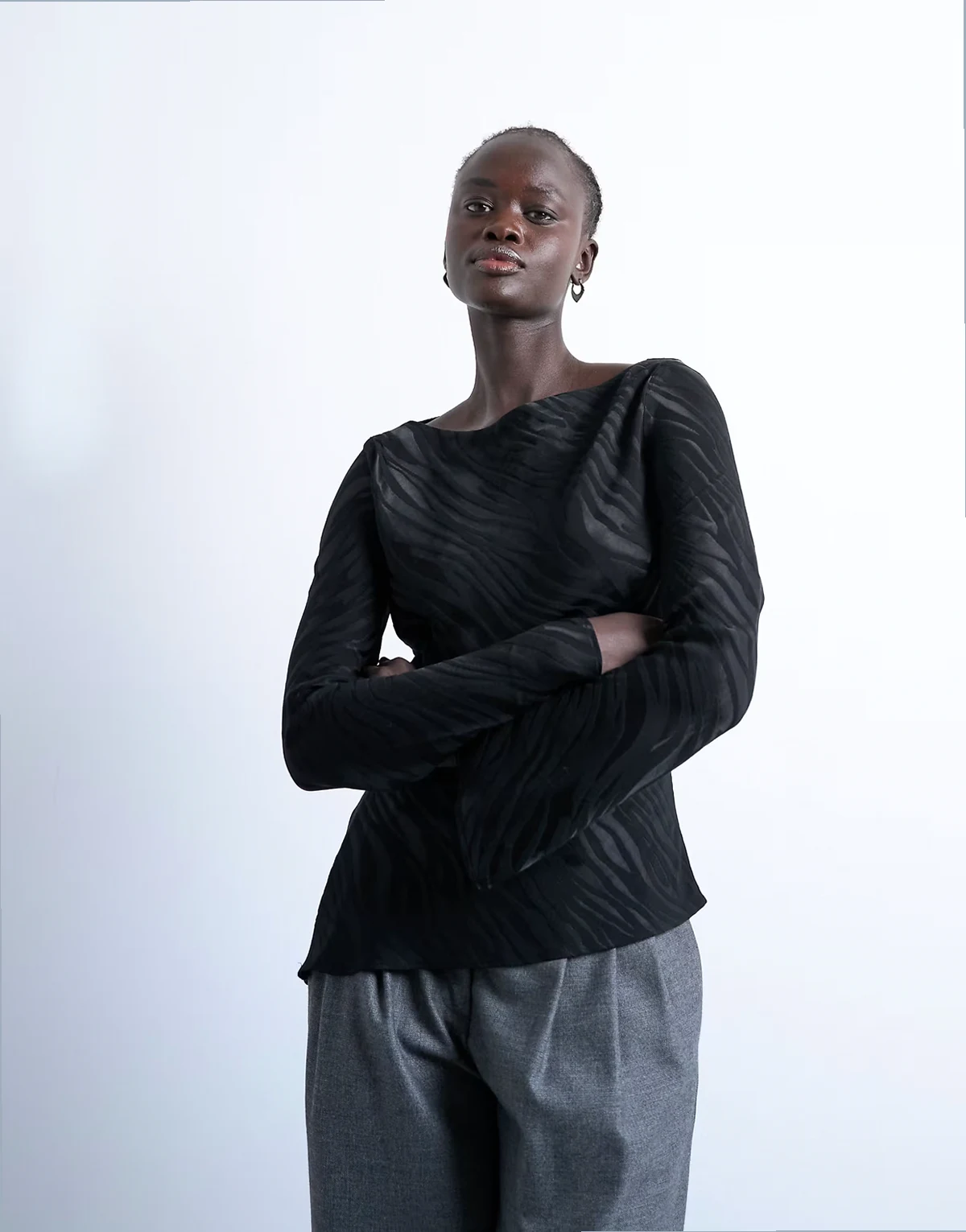 jacquard zebra slash neck long sleeve in black