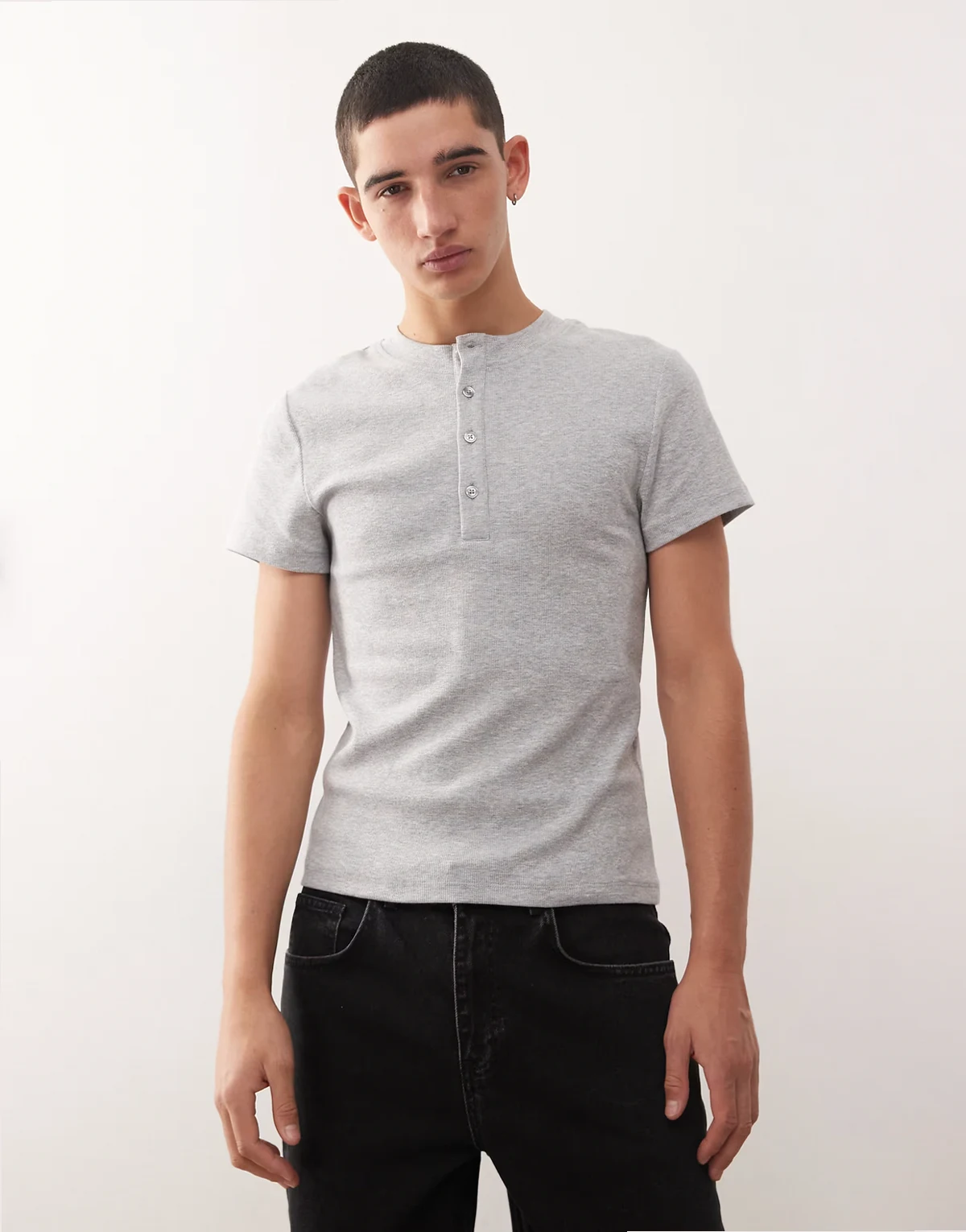 Ribbed muscle short sleeve henley T-shirt in gray heather