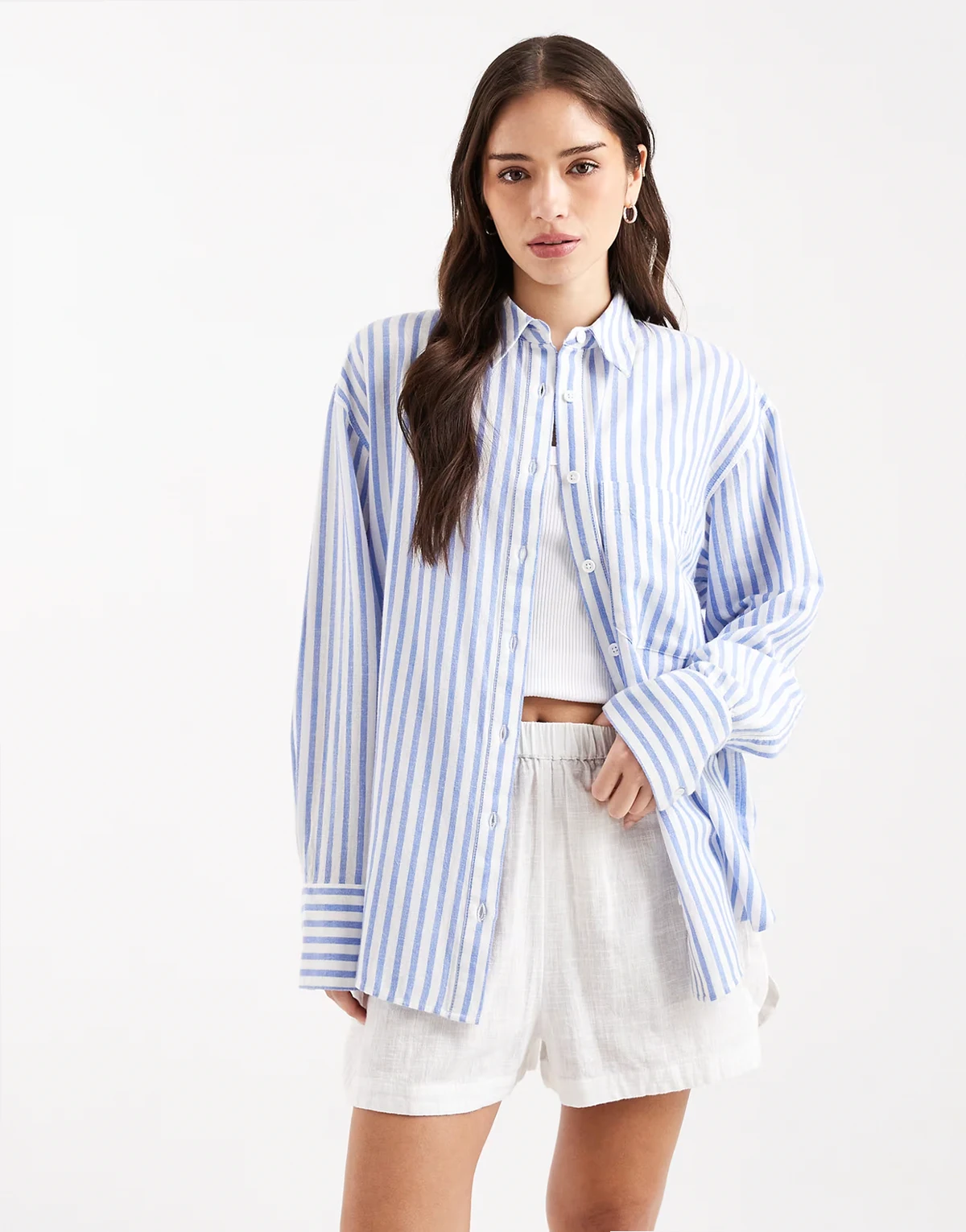 – Oversize-Hemd in Blau gestreift mit Leinenanteil