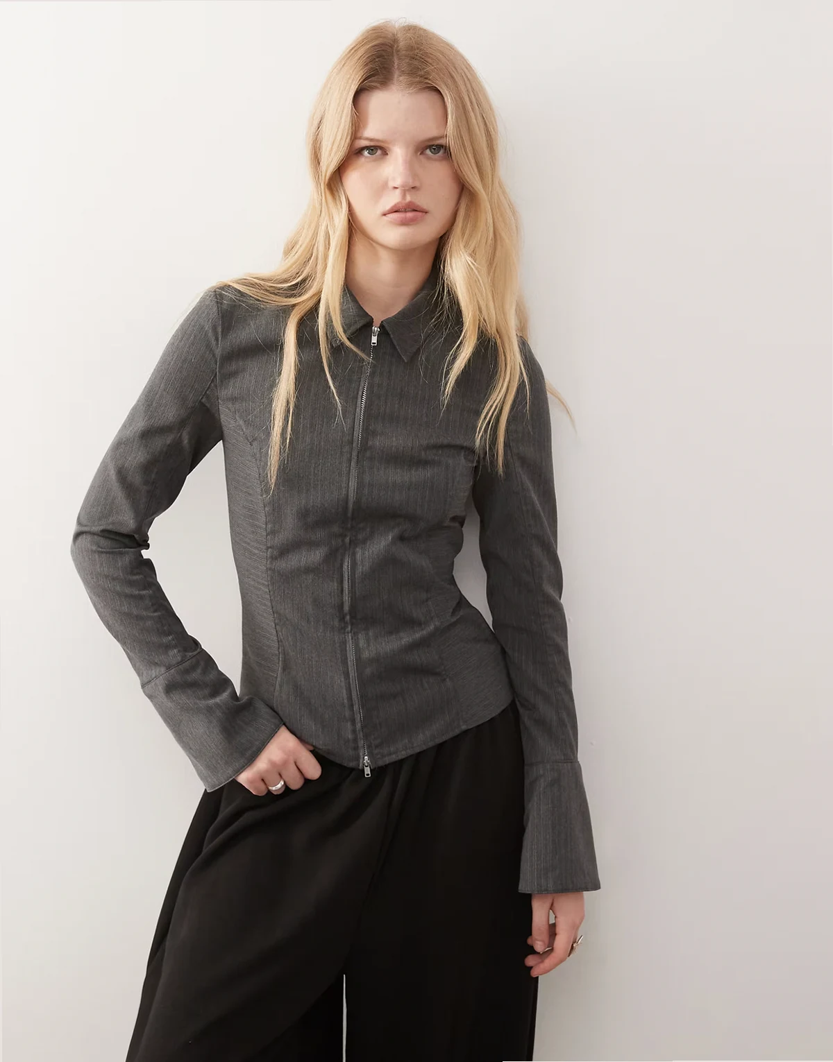 zip up shirt with flare sleeve detail in gray melange herringbone