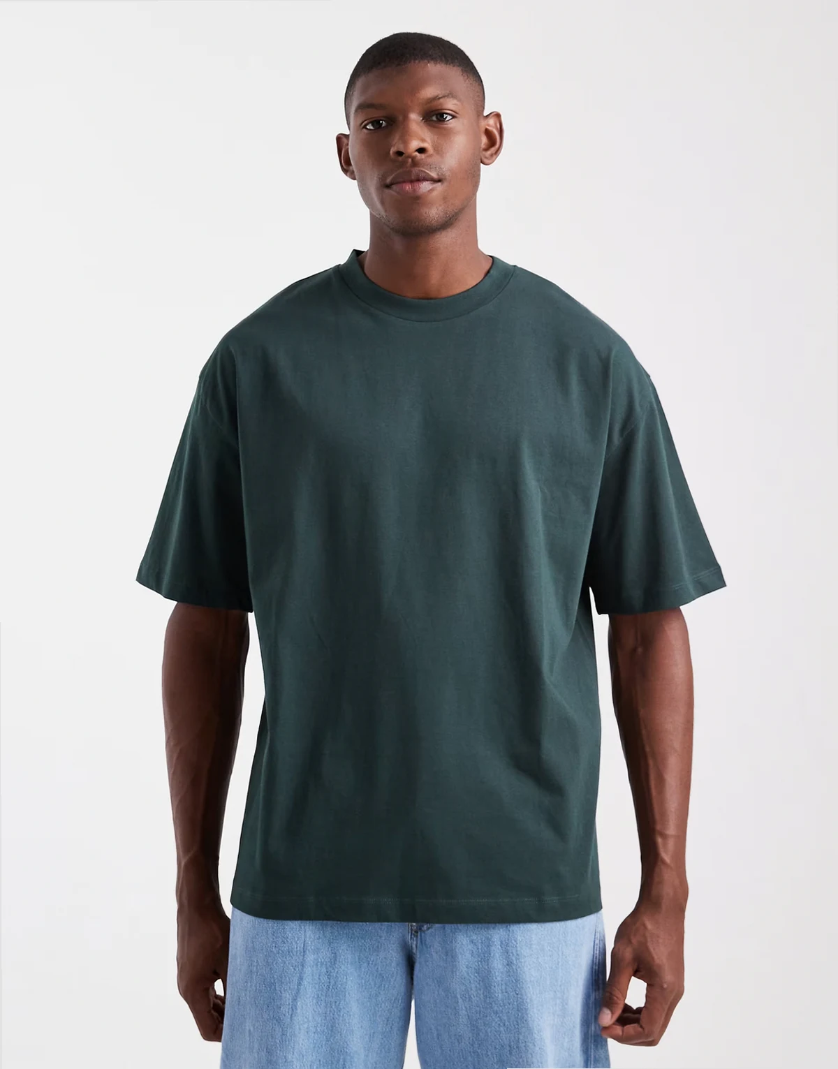 – Ciemnozielony T-shirt oversize