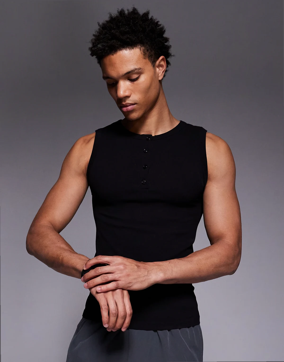 seamless rib knit slim fit henley tank top in black