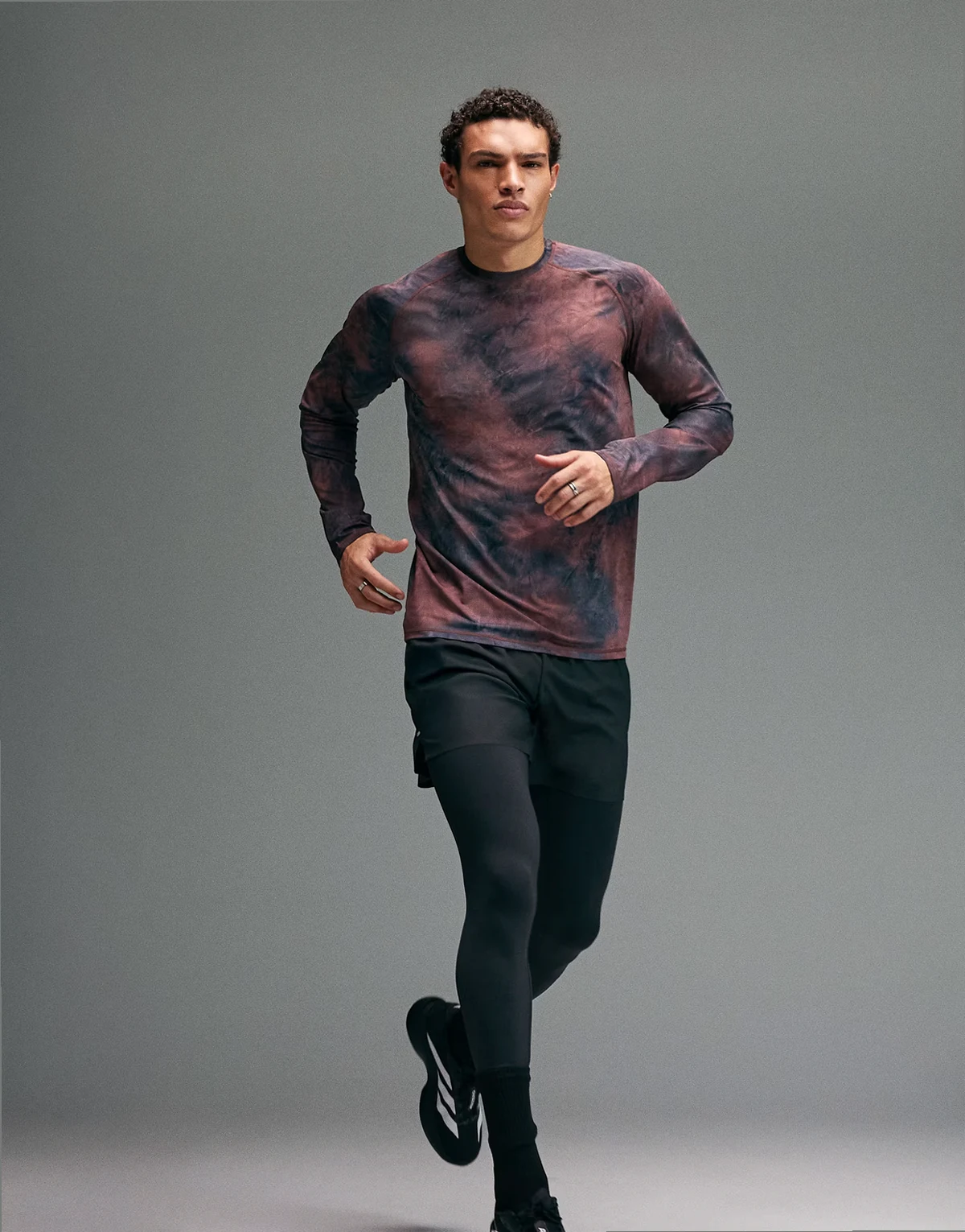 Premium lightweight printed mesh long sleeve running T-shirt in mahogany tie dye