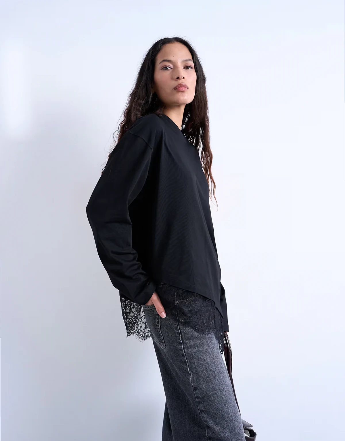 lace trim oversized skater tee in black