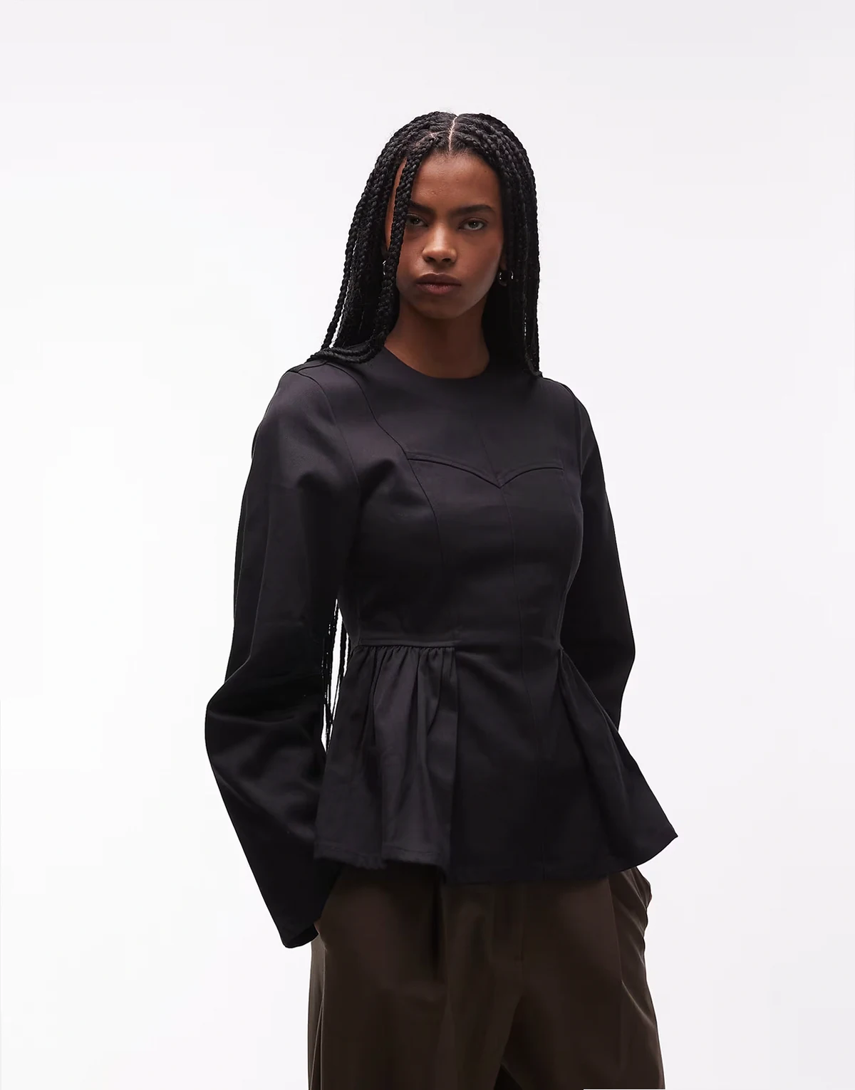 long sleeve peplum top in black