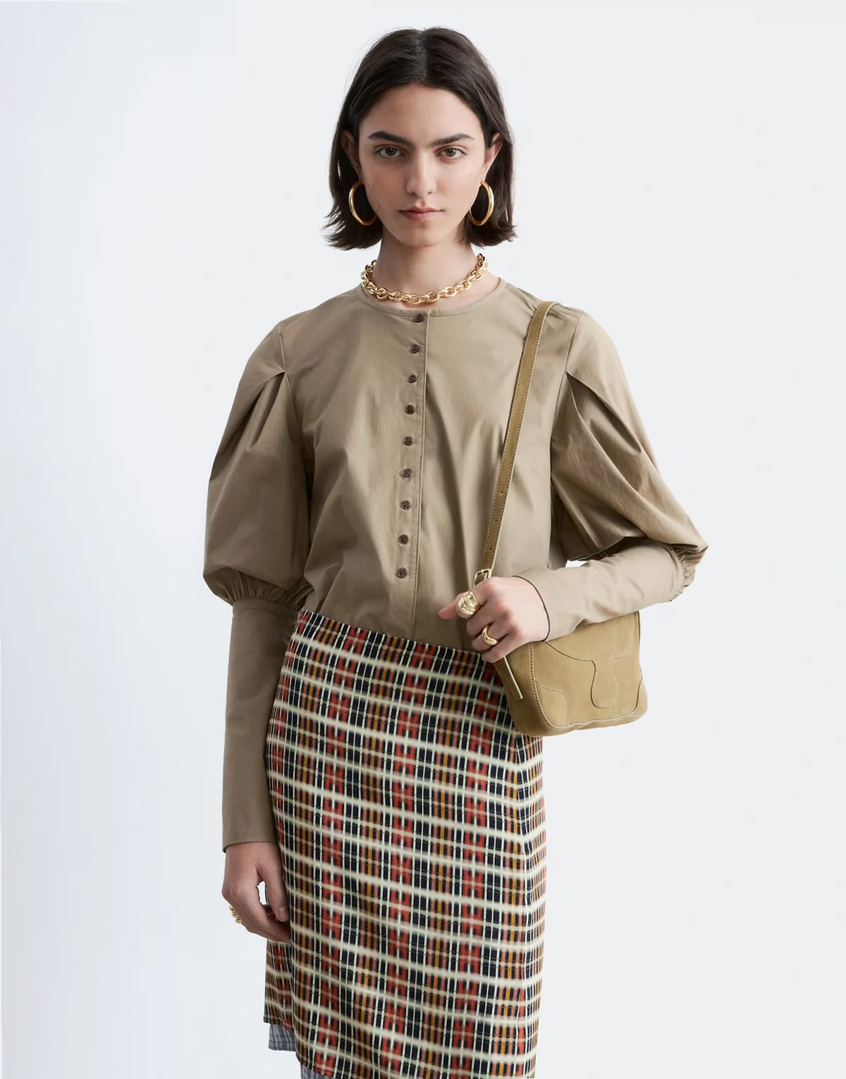 volume sleeve shirt with button detailing in beige
