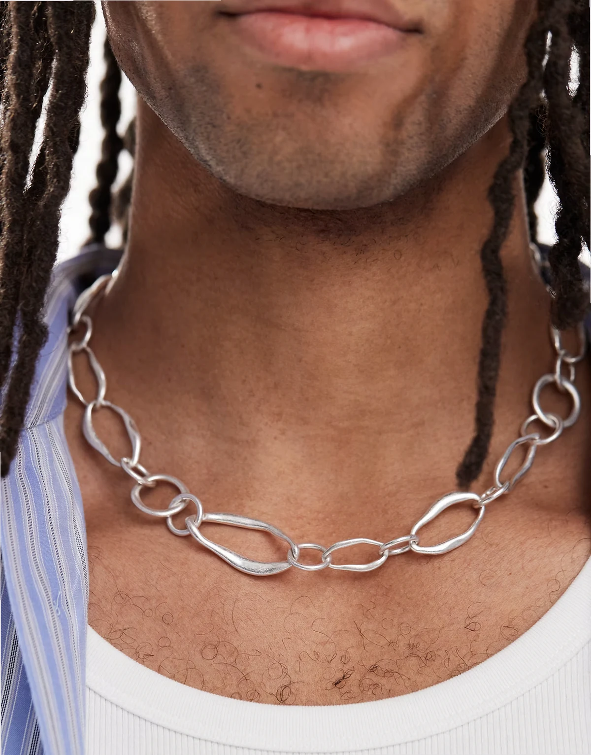 chunky molten link chain necklace in worn silver