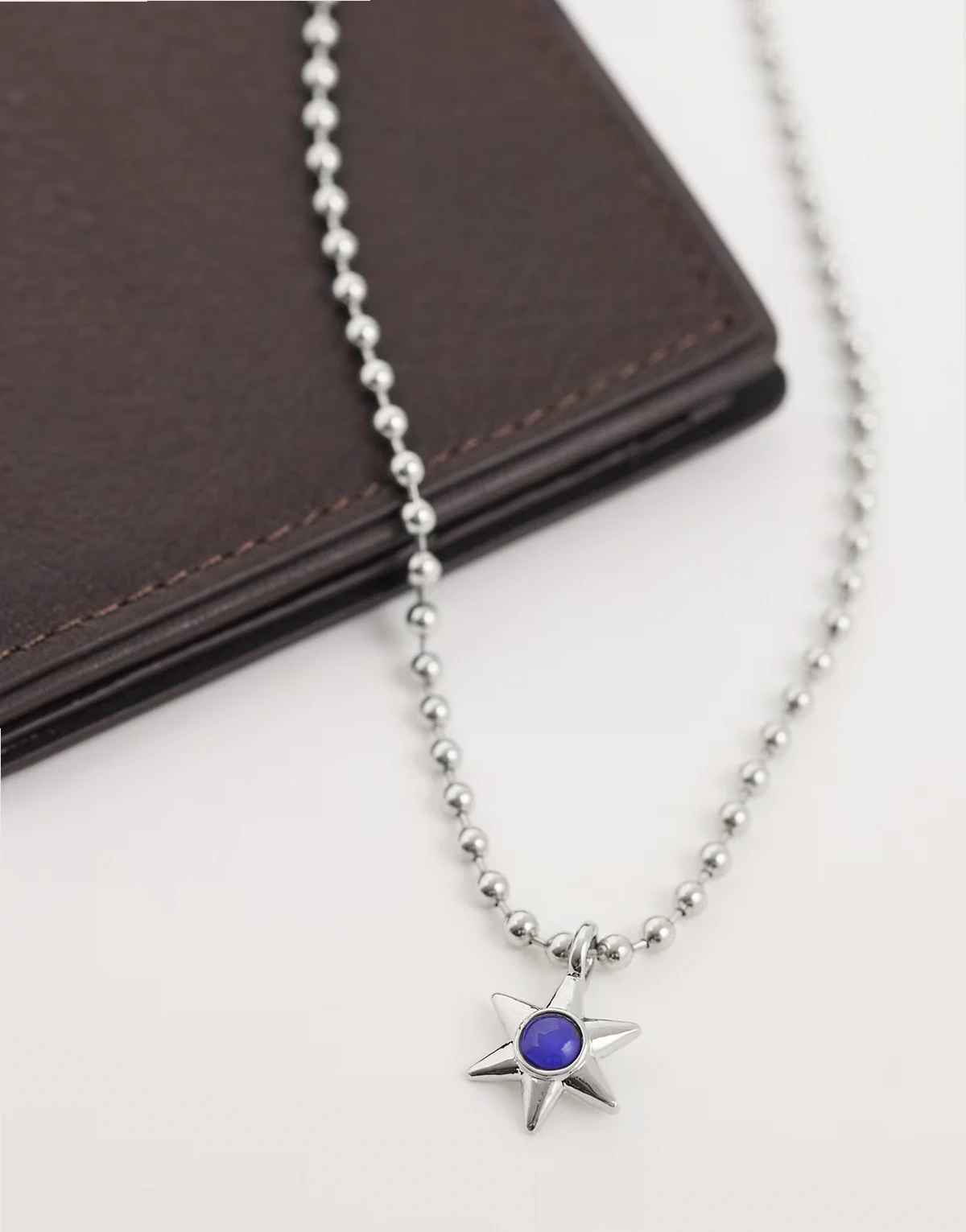 mood stone star pendant necklace in silver tone