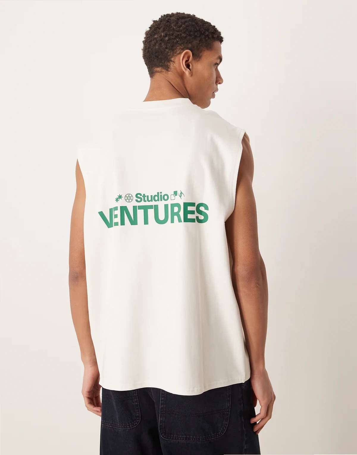 – Circular Design Collection – Bardzo gruby T-shirt oversize z grafiką z napisem Venture Studios w neutralnym kolorze