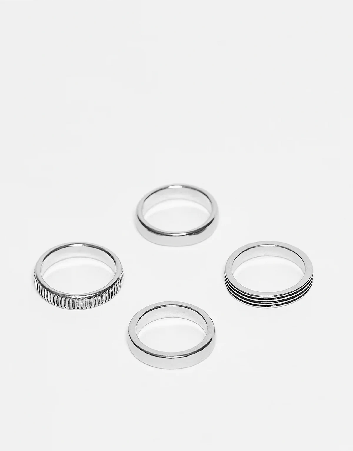 – 4er-Pack schlichte Bandringe in polierter Silberoptik