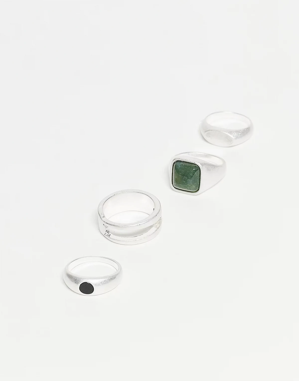 – 4er-Pack klobige Ringe in gebürsteter Silberoptik mit Achat-Halbedelsteinen in Moosgrün und Schwarz