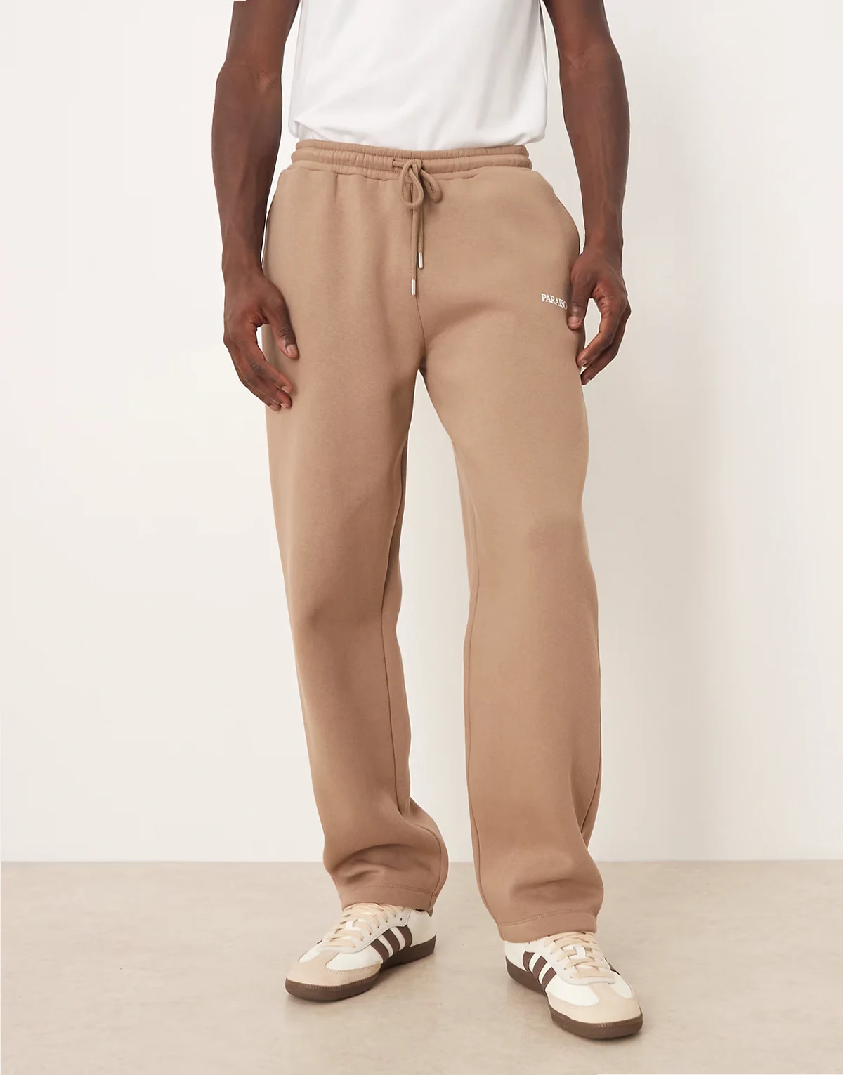 oversized sweatpants with print in brown