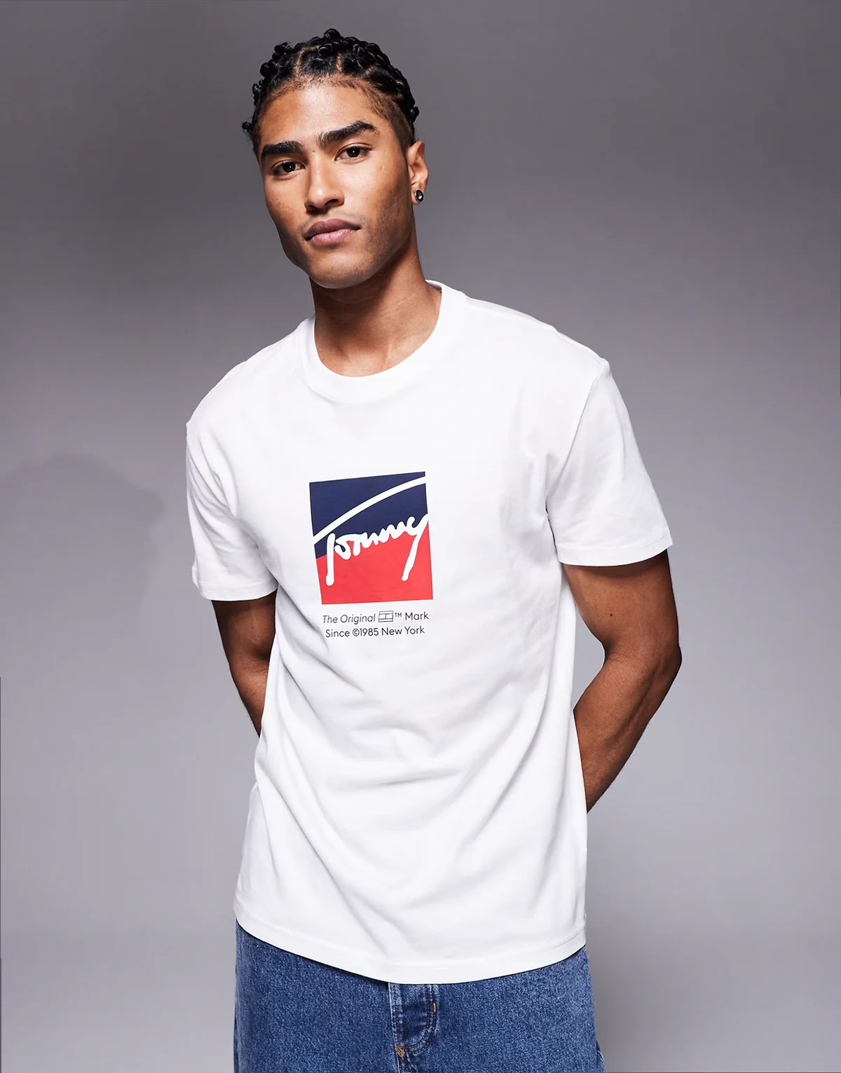 dna box T-shirt in white