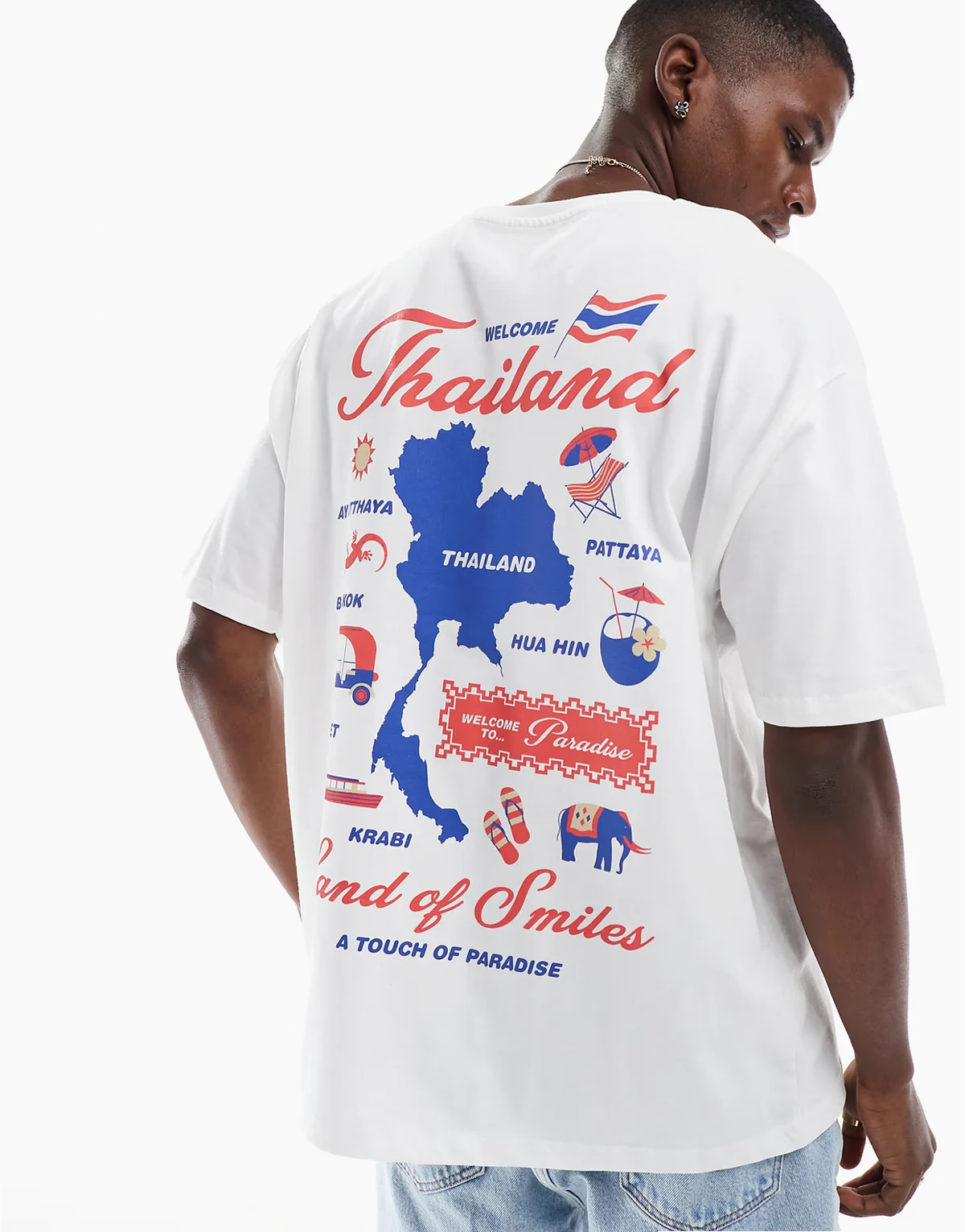 – Biały T-shirt oversize z nadrukiem z motywem miasta z przodu i z tyłu