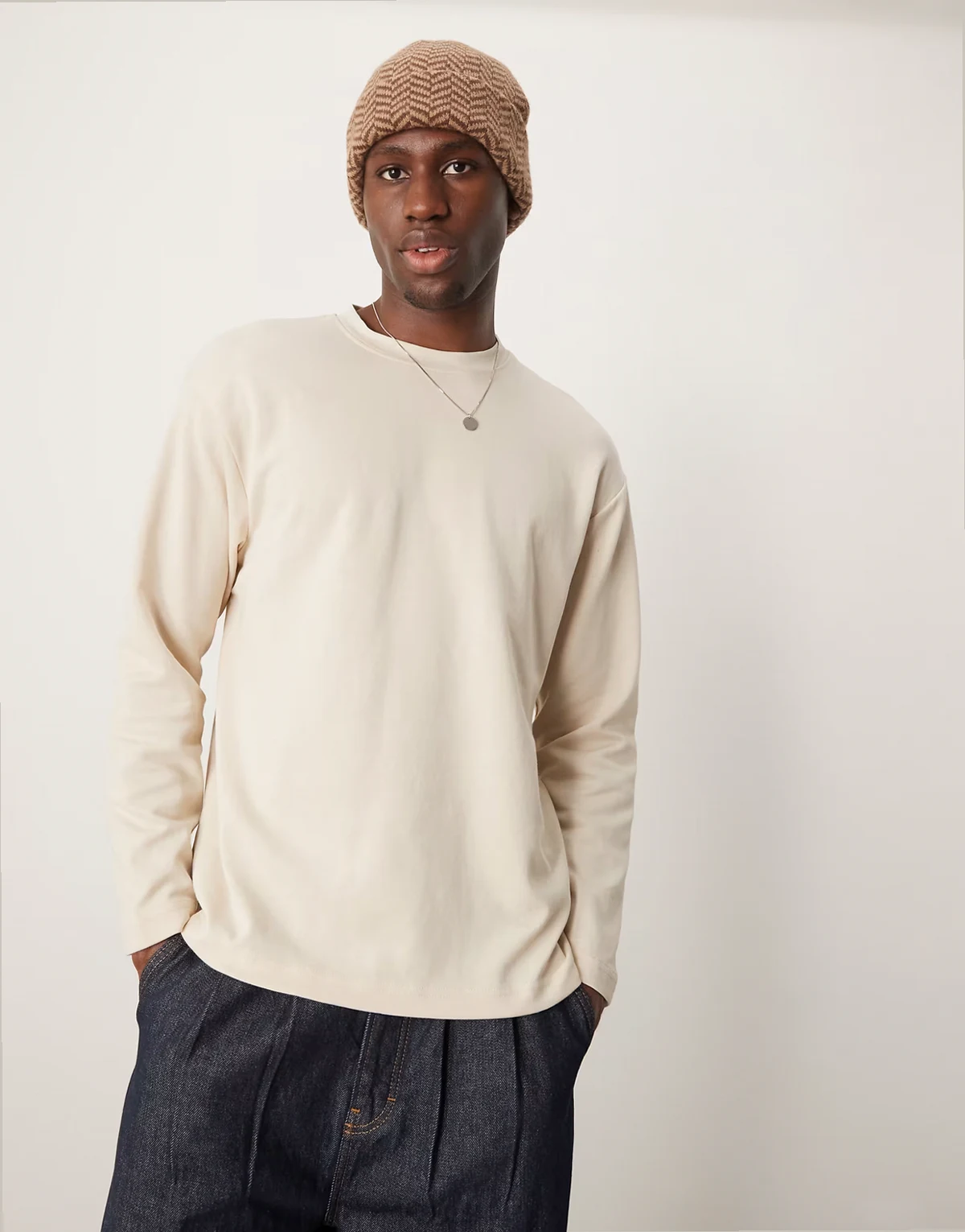 – Oscar – Langärmliges Oversize-T-Shirt in Cremeweiß