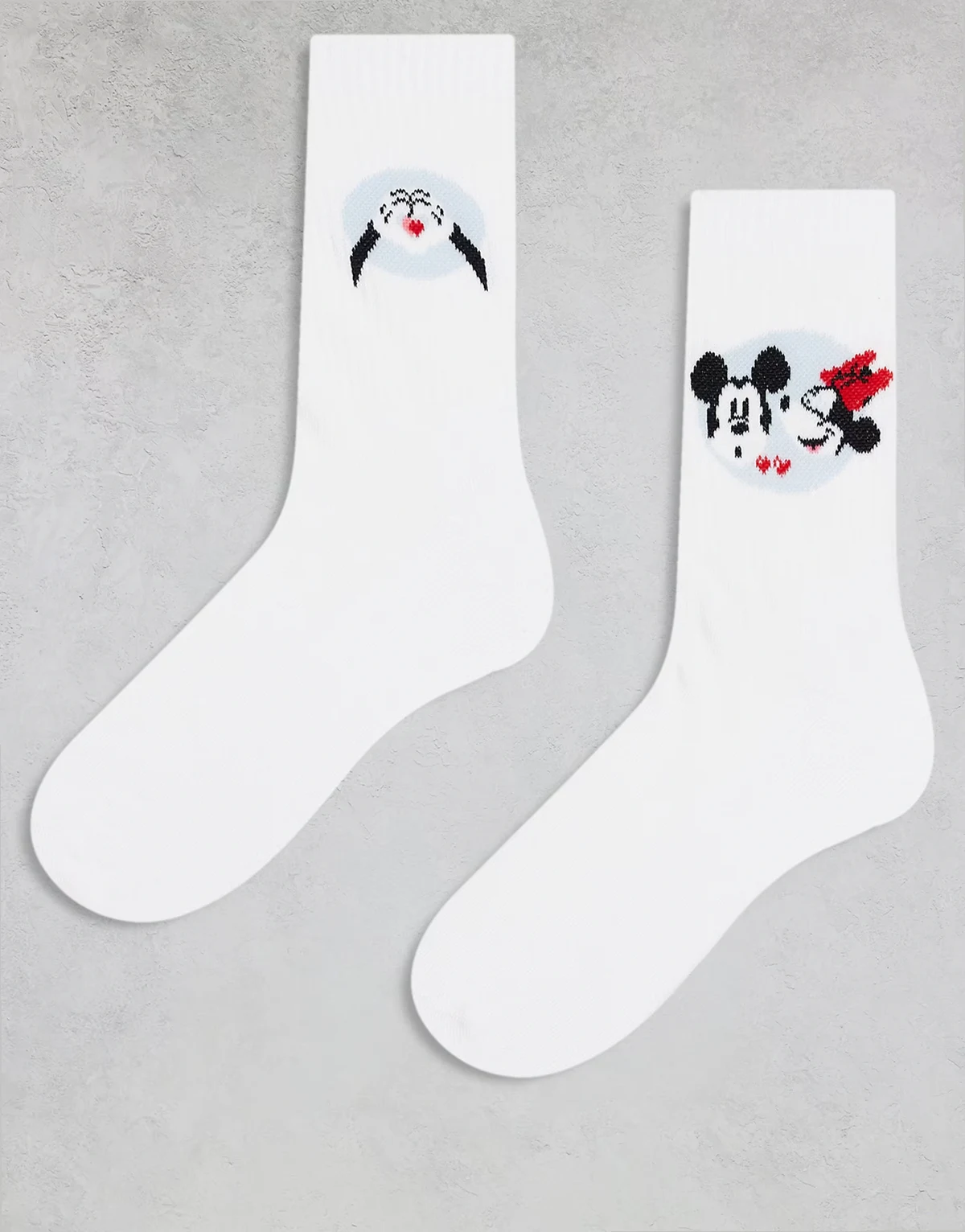 – 2er-Pack Socken in Weiß mit weihnachtlicher Disney Micky- & Minnie-Grafik