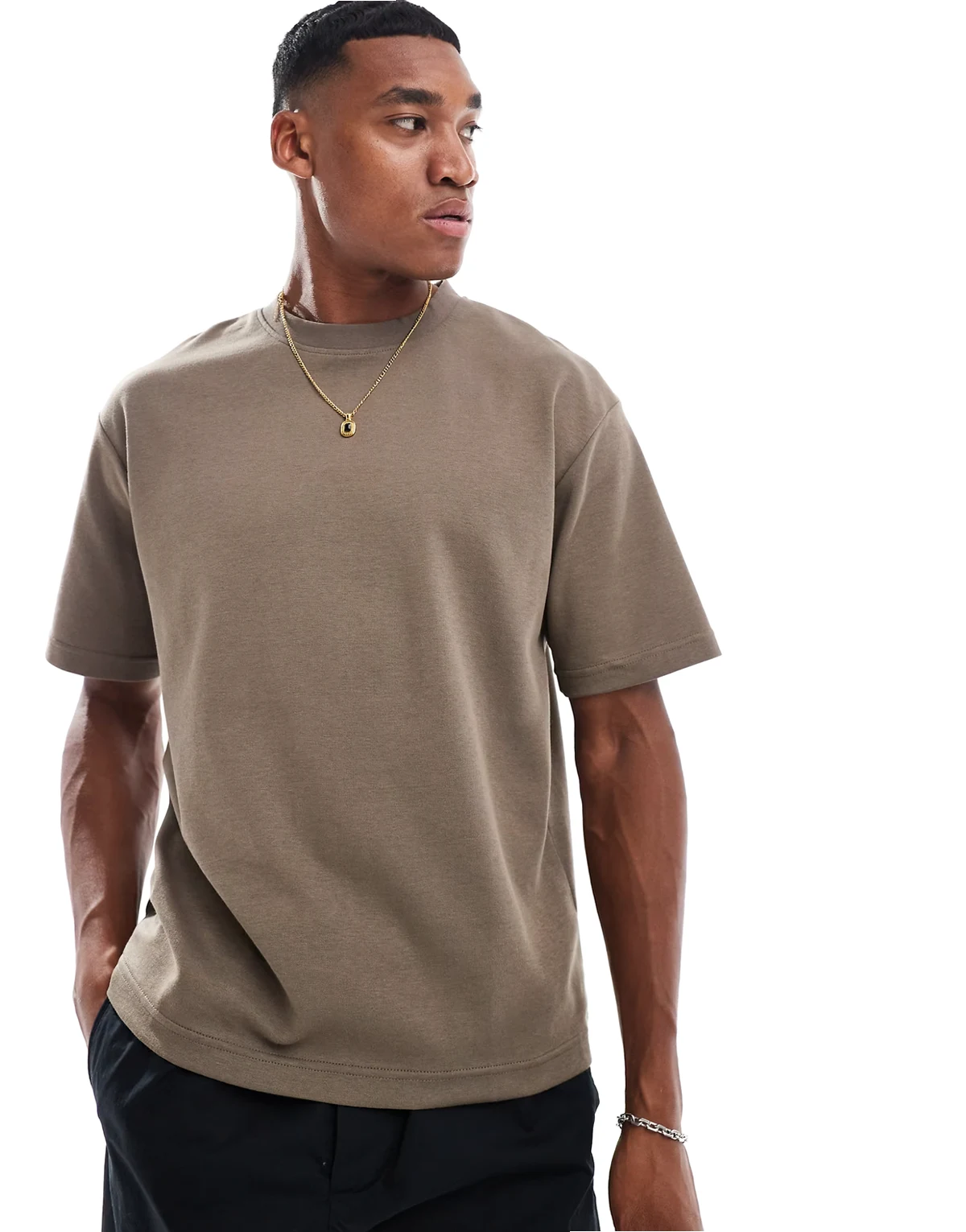 – Oversize-T-Shirt in Hellbraun