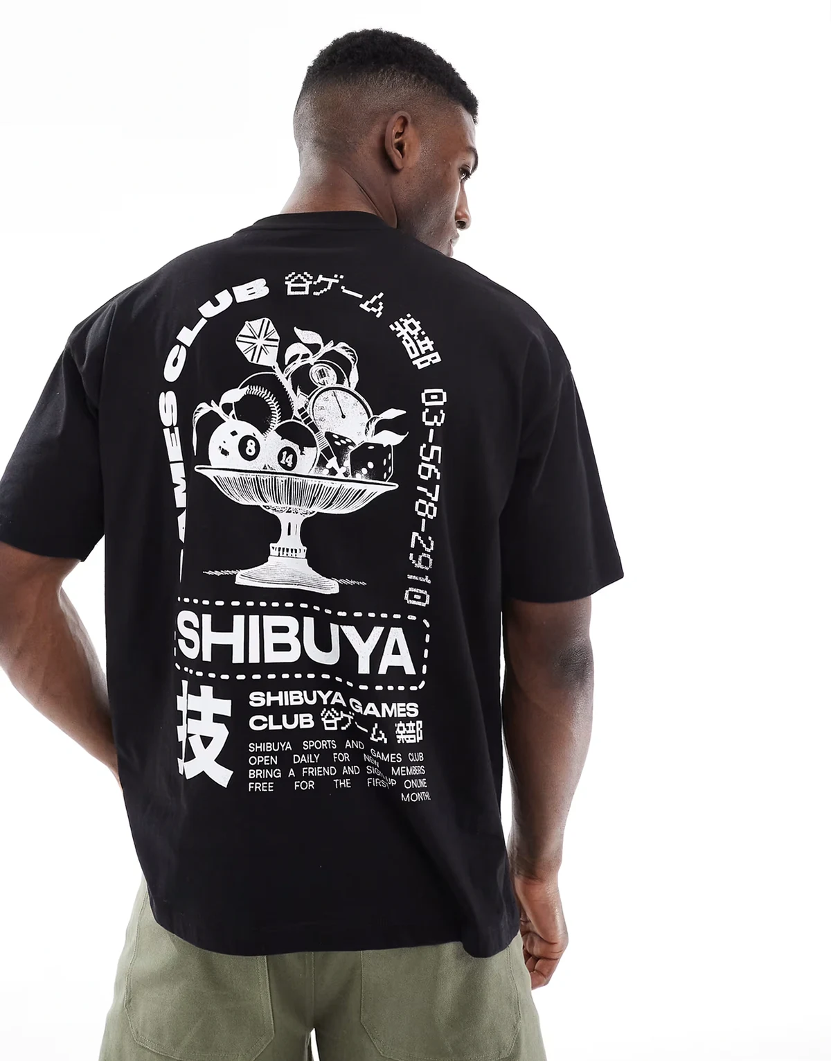 – Czarny T-shirt oversize z grafiką z motywem „Shibuya“