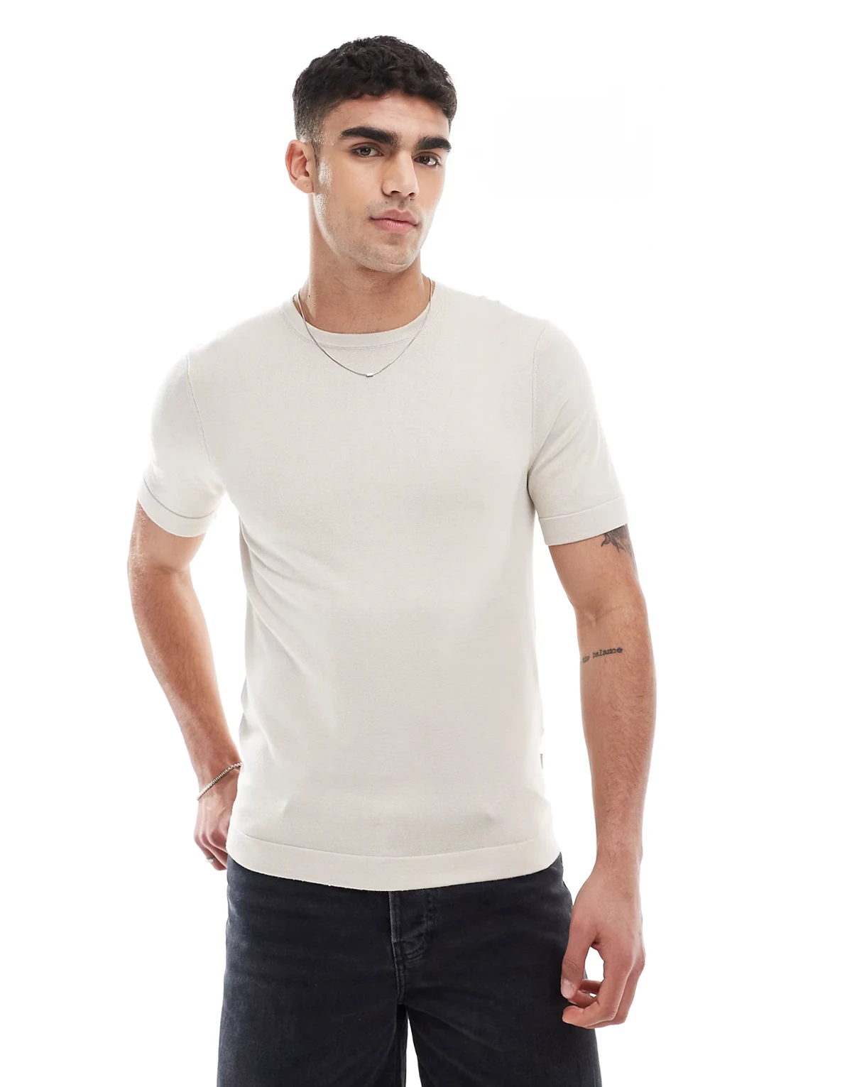 short sleeve knit T-shirt in beige