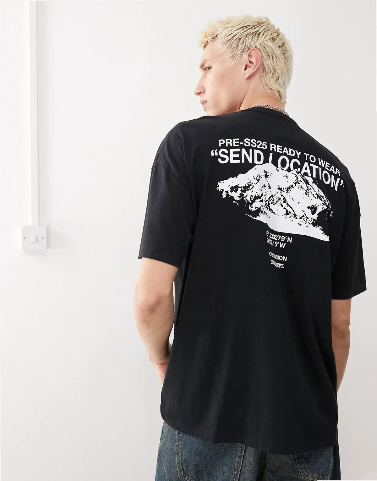 printed location T-shirt in washed black
