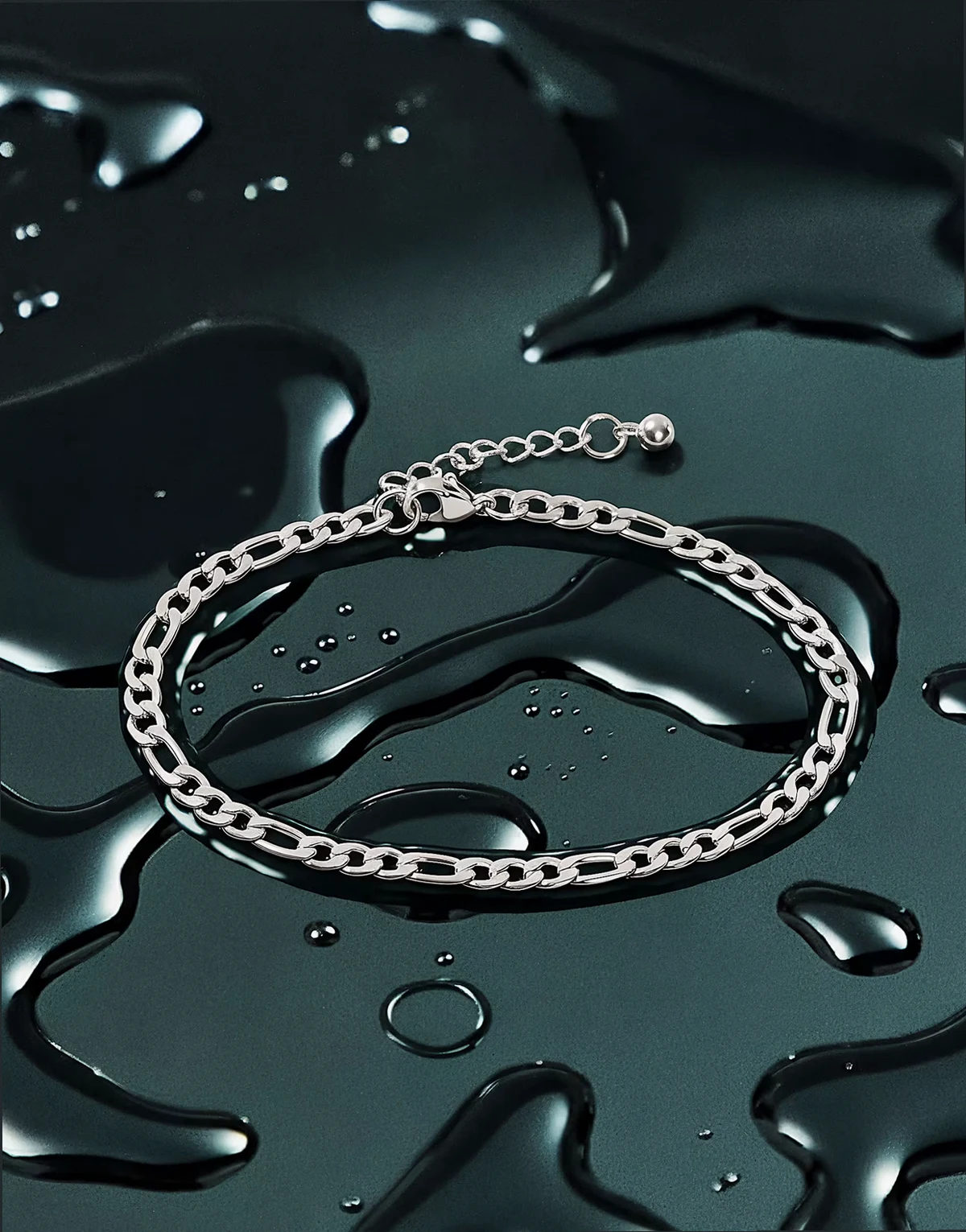 – Bransoletka łańcuszkowa o splocie figaro ze stali nierdzewnej w odcieniu srebra